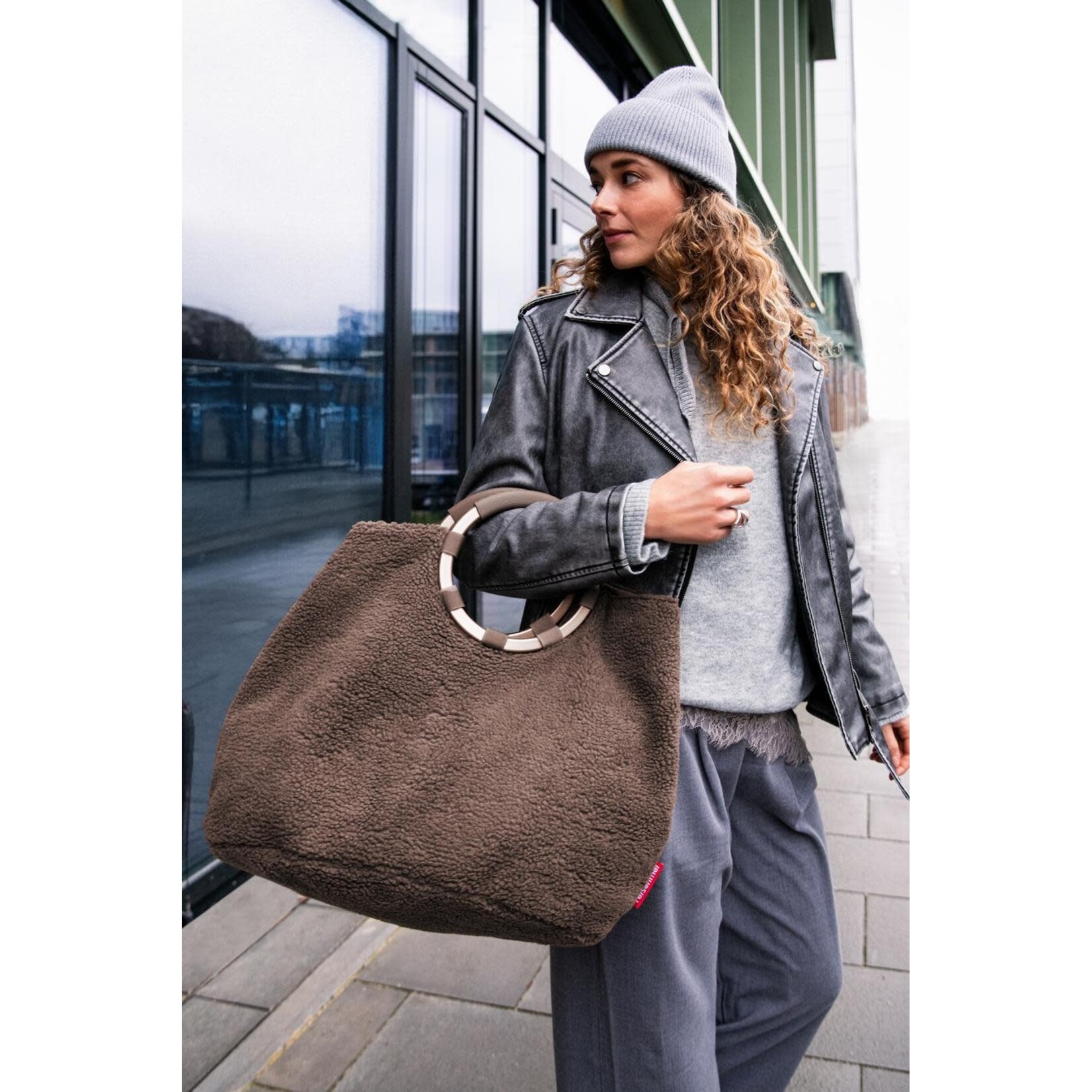 Reisenthel Reisenthel Loopbag Hobo Teddy Chocolate Reisenthel OP6066