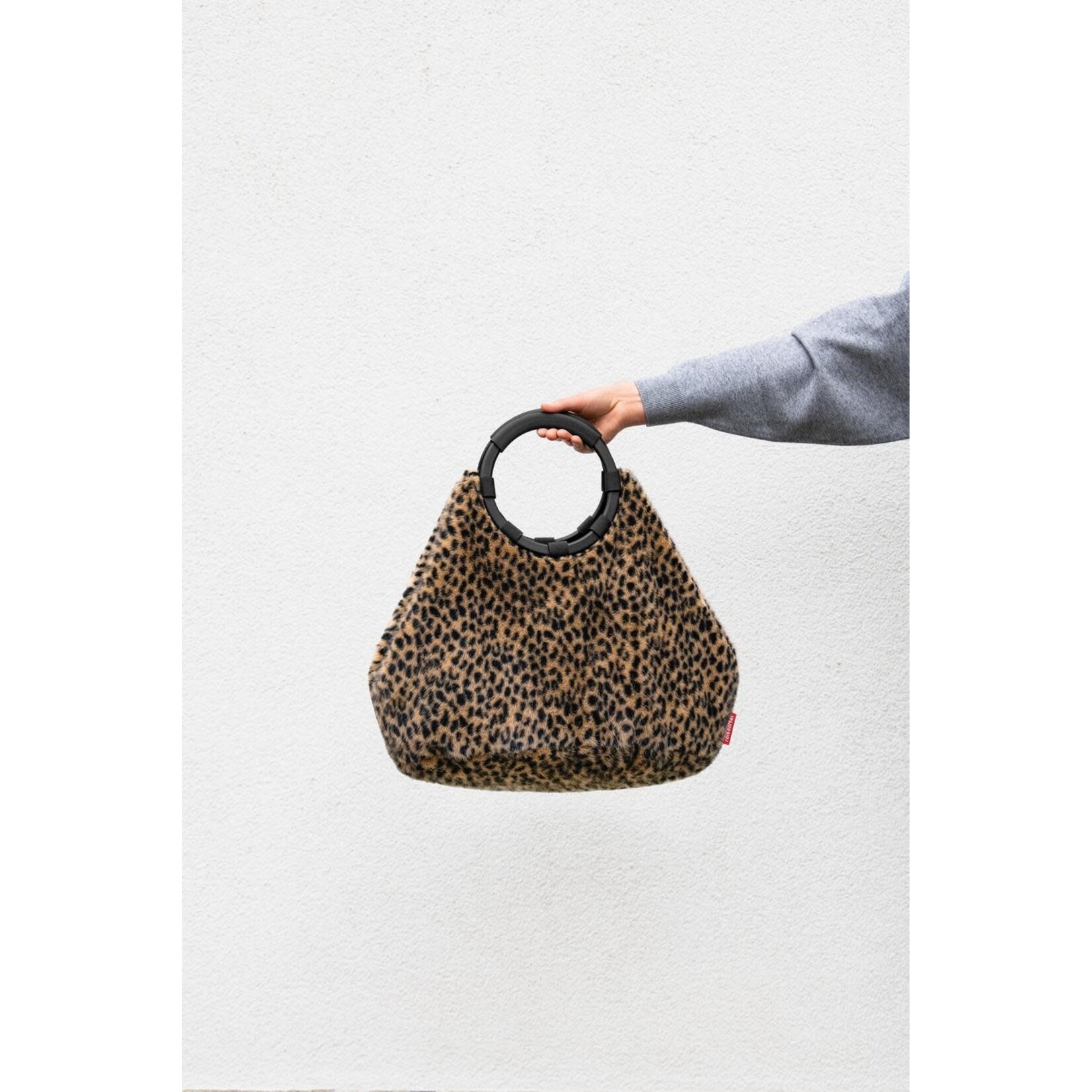 Reisenthel Reisenthel Loopbag Hobo Leo Fake Fur Reisenthel OP6072
