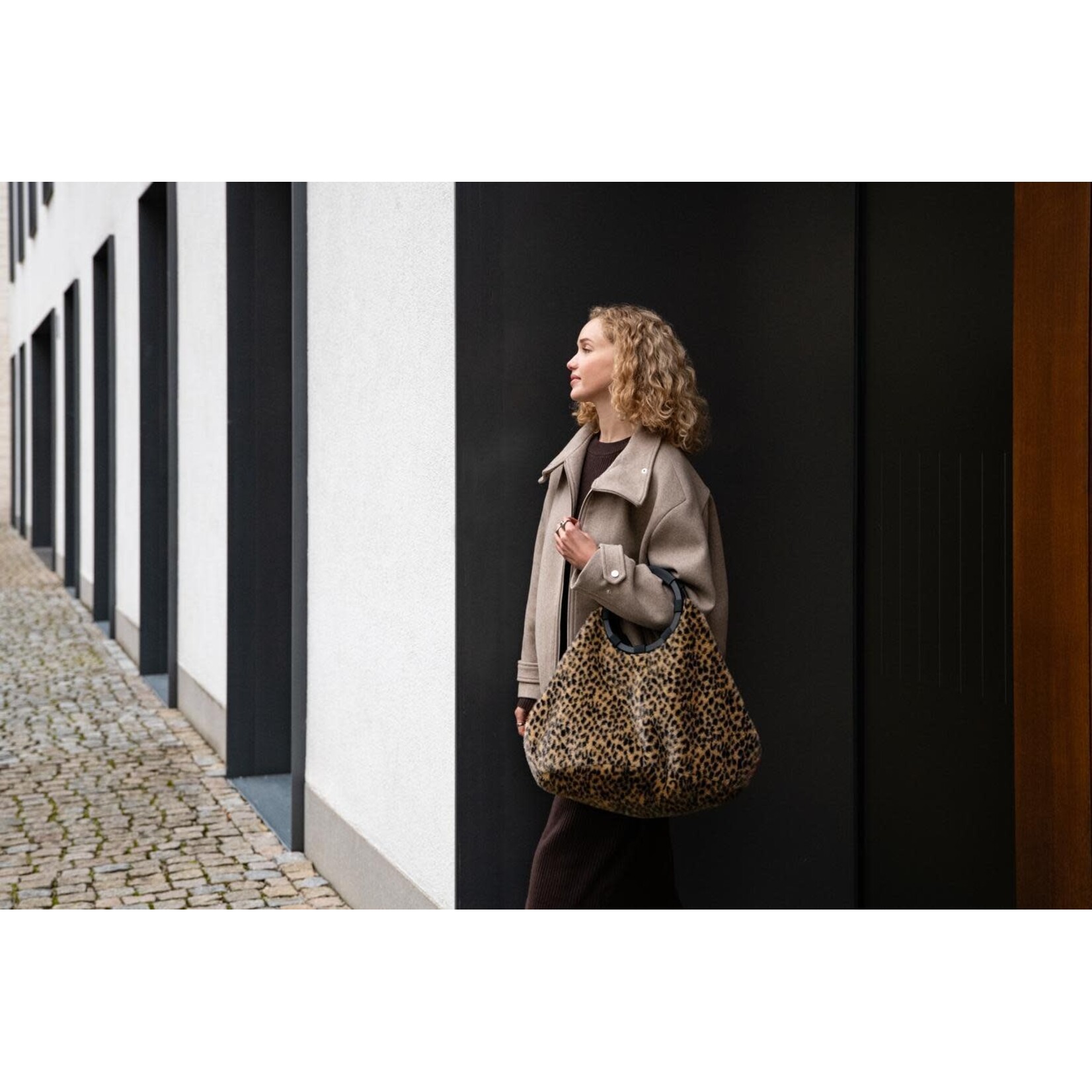 Reisenthel Reisenthel Loopbag Hobo Leo Fake Fur Reisenthel OP6072