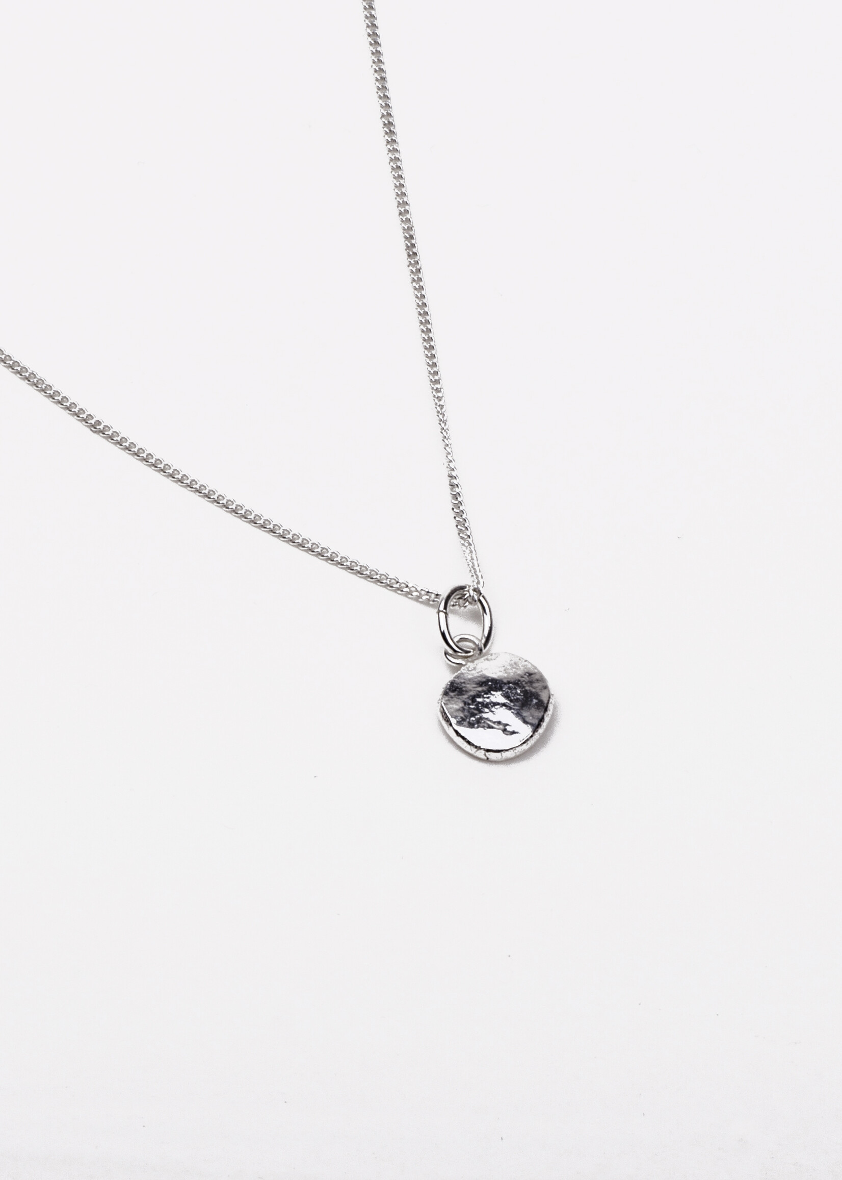 Charlotte Wooning Charlotte Wooning - Ketting Ancient Flat Ball