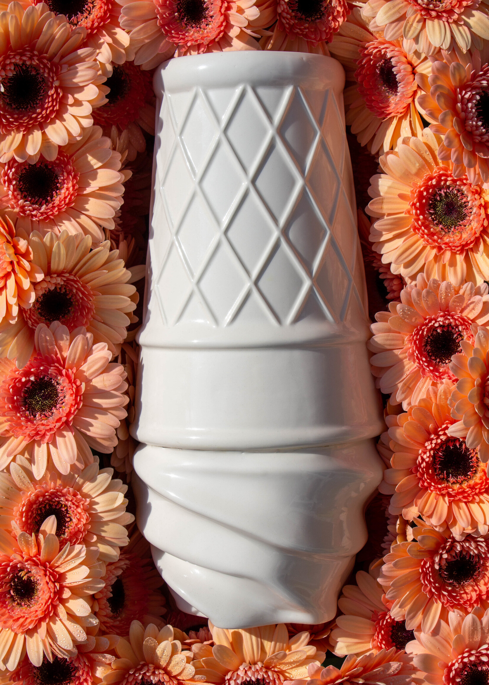 Aesthetic Studios Aesthetic Studios - Ice Ice Baby vase