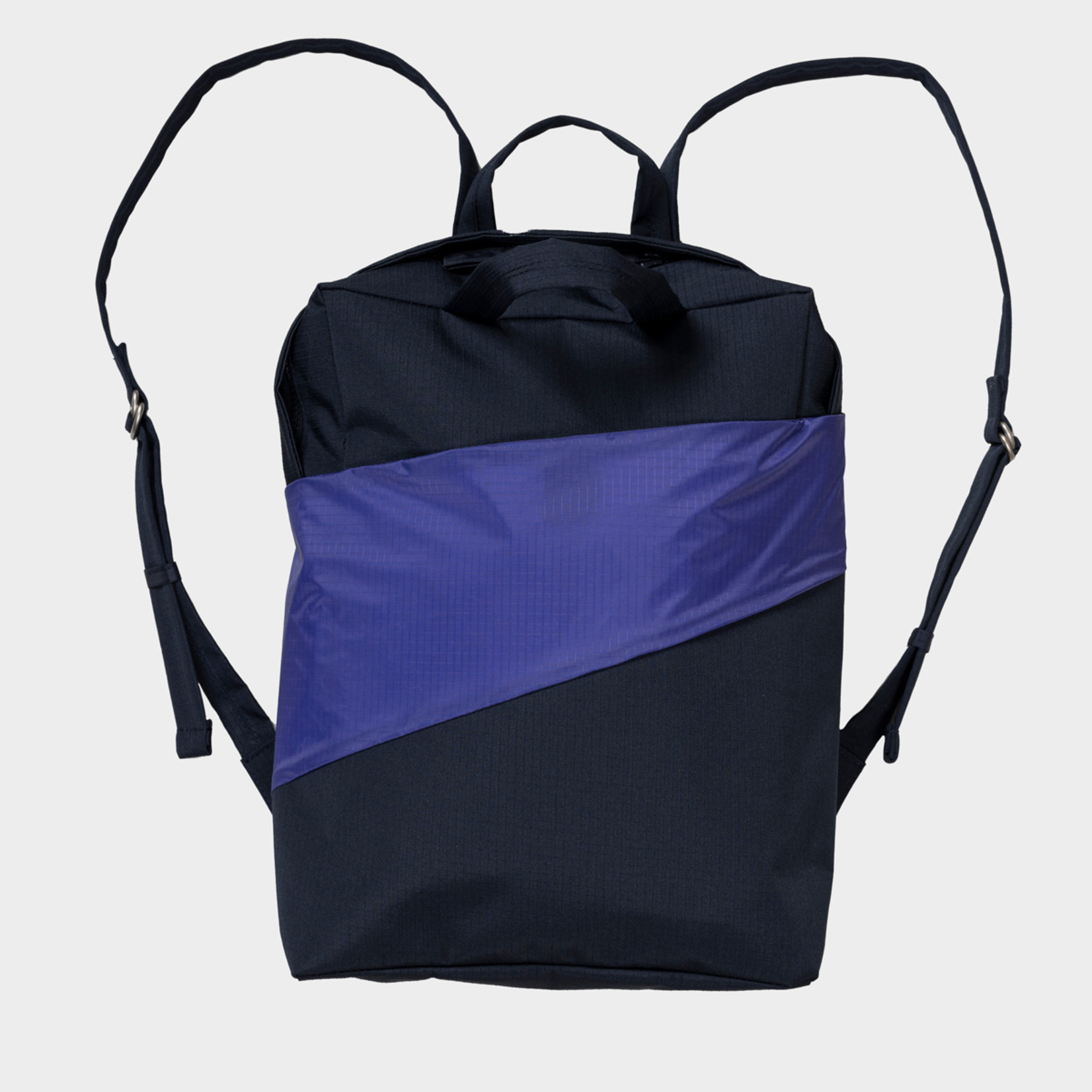 Susan Bijl Susan Bijl - The New Backpack (INSIGHT) Water & Drift