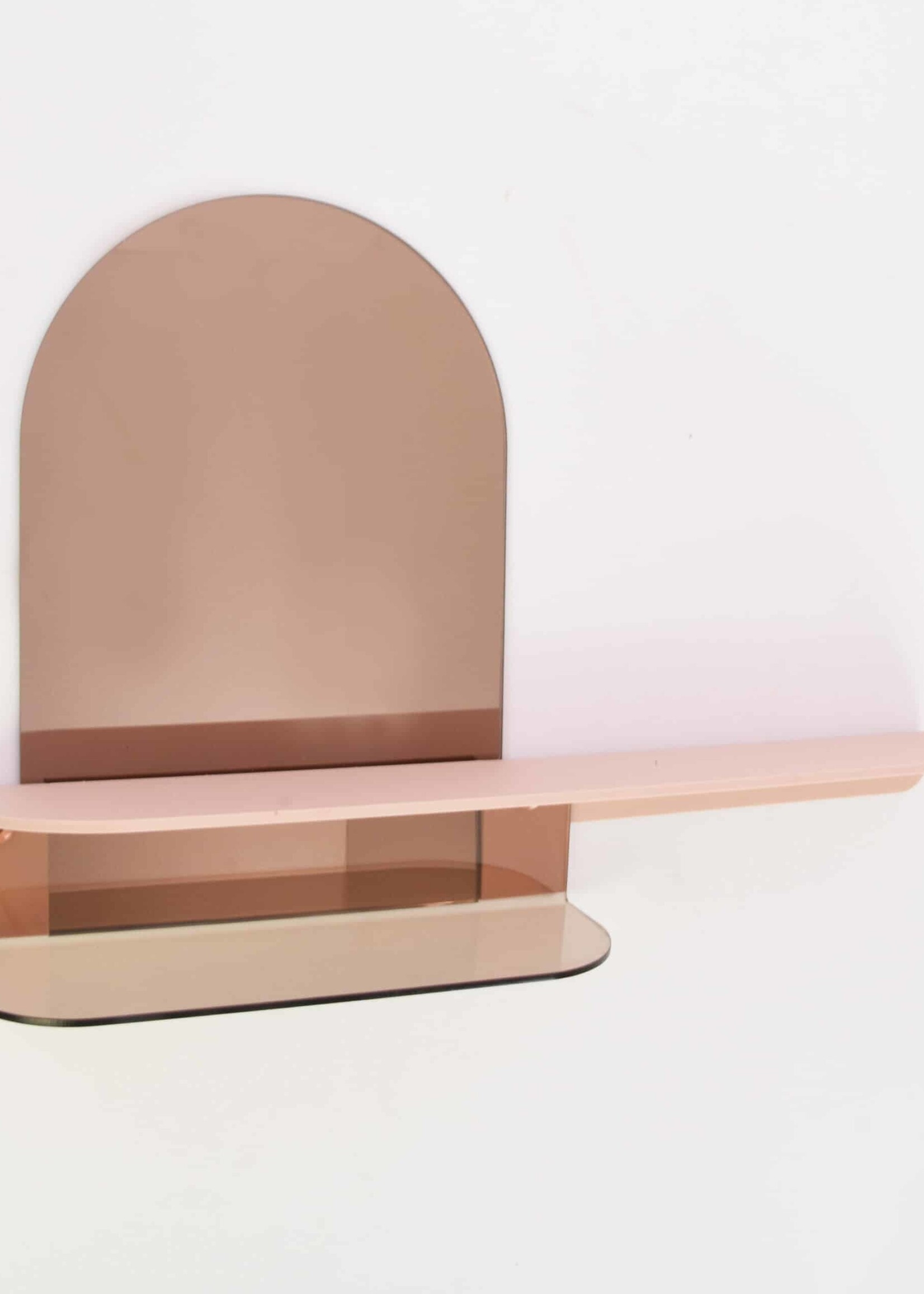 Harm & Elke Harm & Elke - Wandspiegel + plank - Smoke/Nude