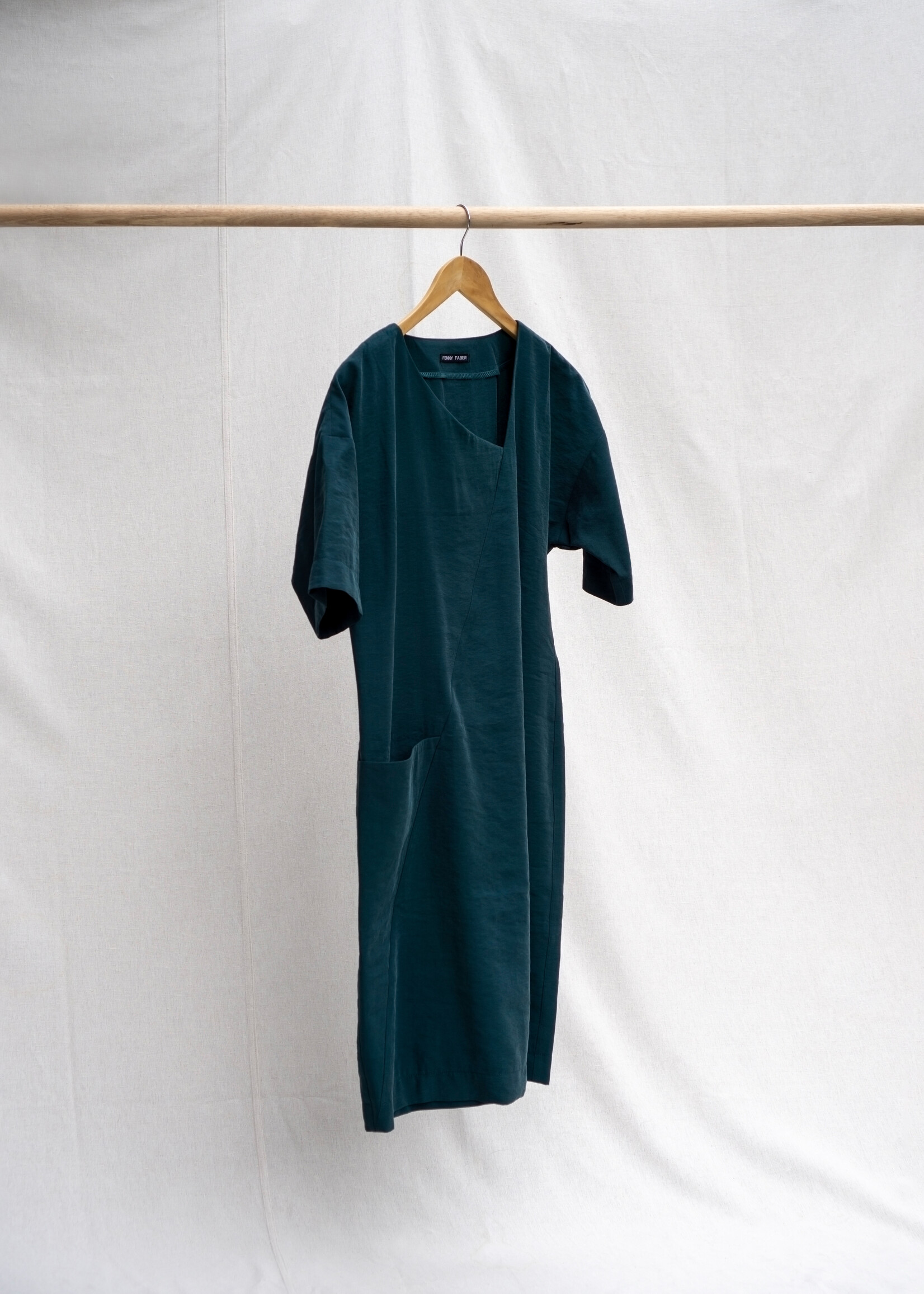 Fenny Faber Fenny Faber - Geweven jurk asymetrisch halslijn - Groen