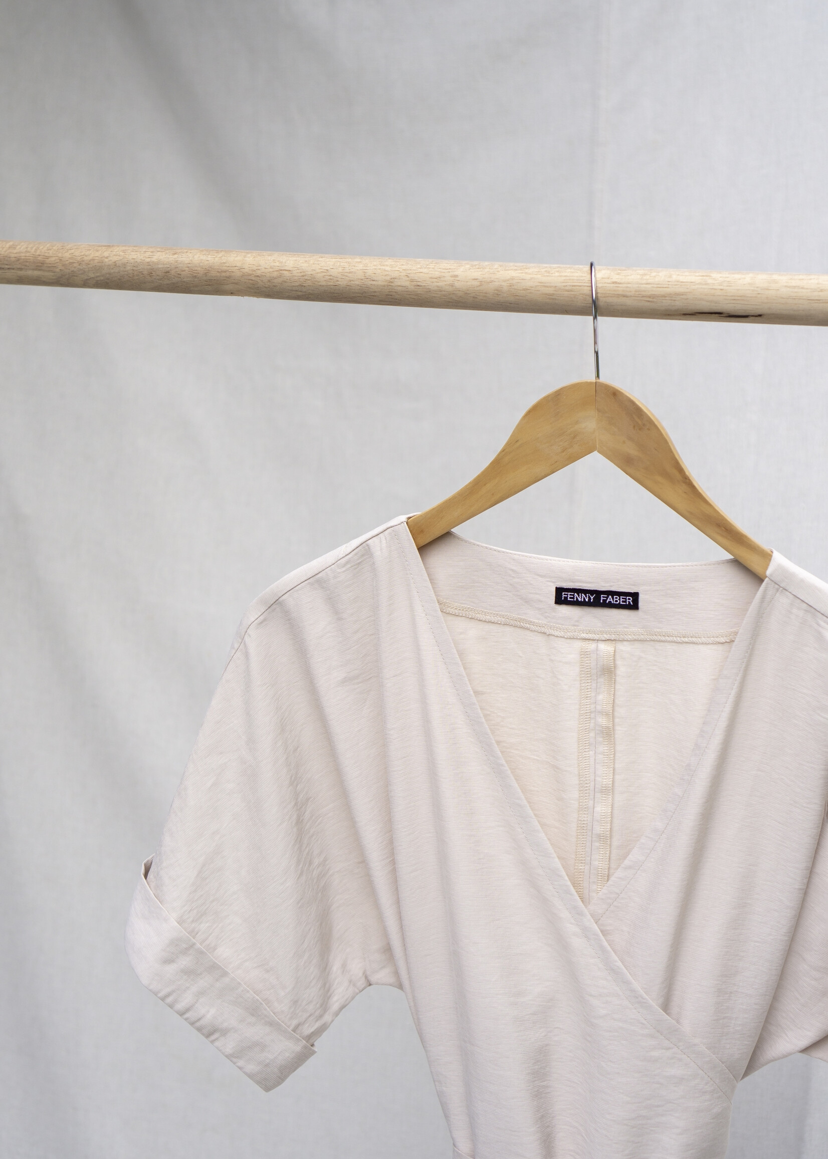 Fenny Faber Fenny Faber - Wikkeljurk geweven kimonomouw - Ecru