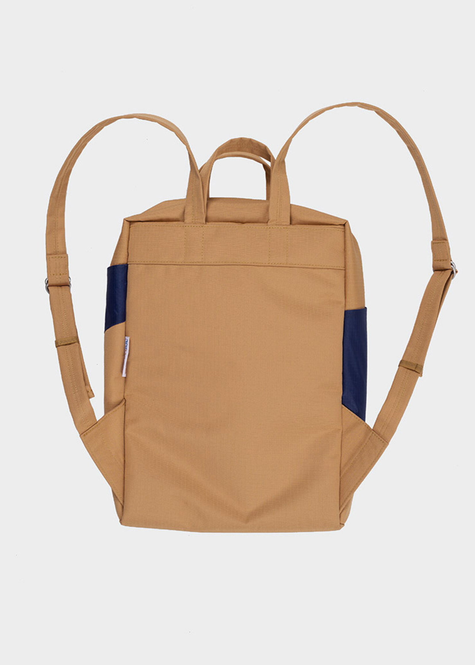 Susan Bijl Susan Bijl - The New Backpack - Camel & Navy (FOREVER)
