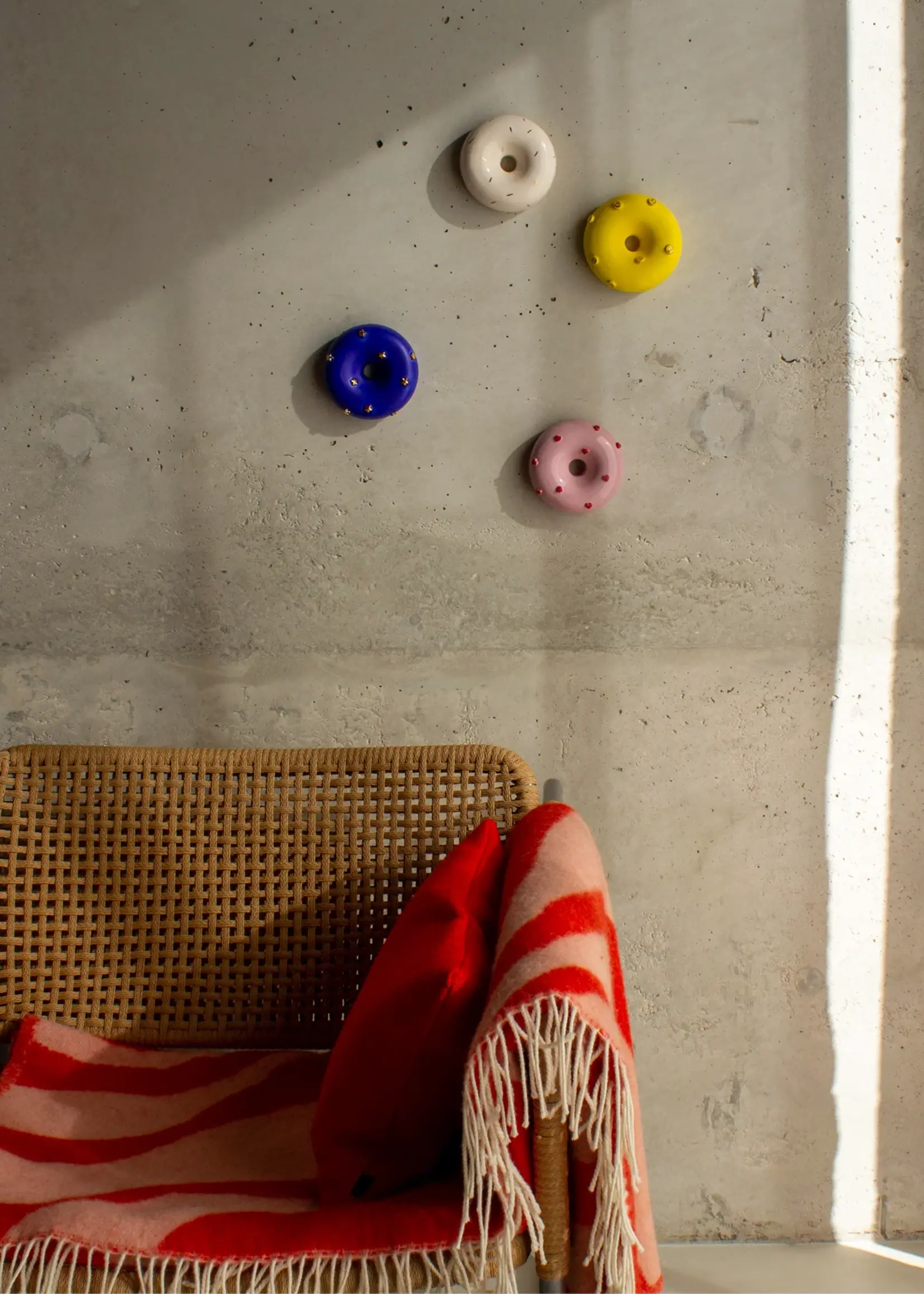Aesthetic Studios Aesthetic Studios - Donut