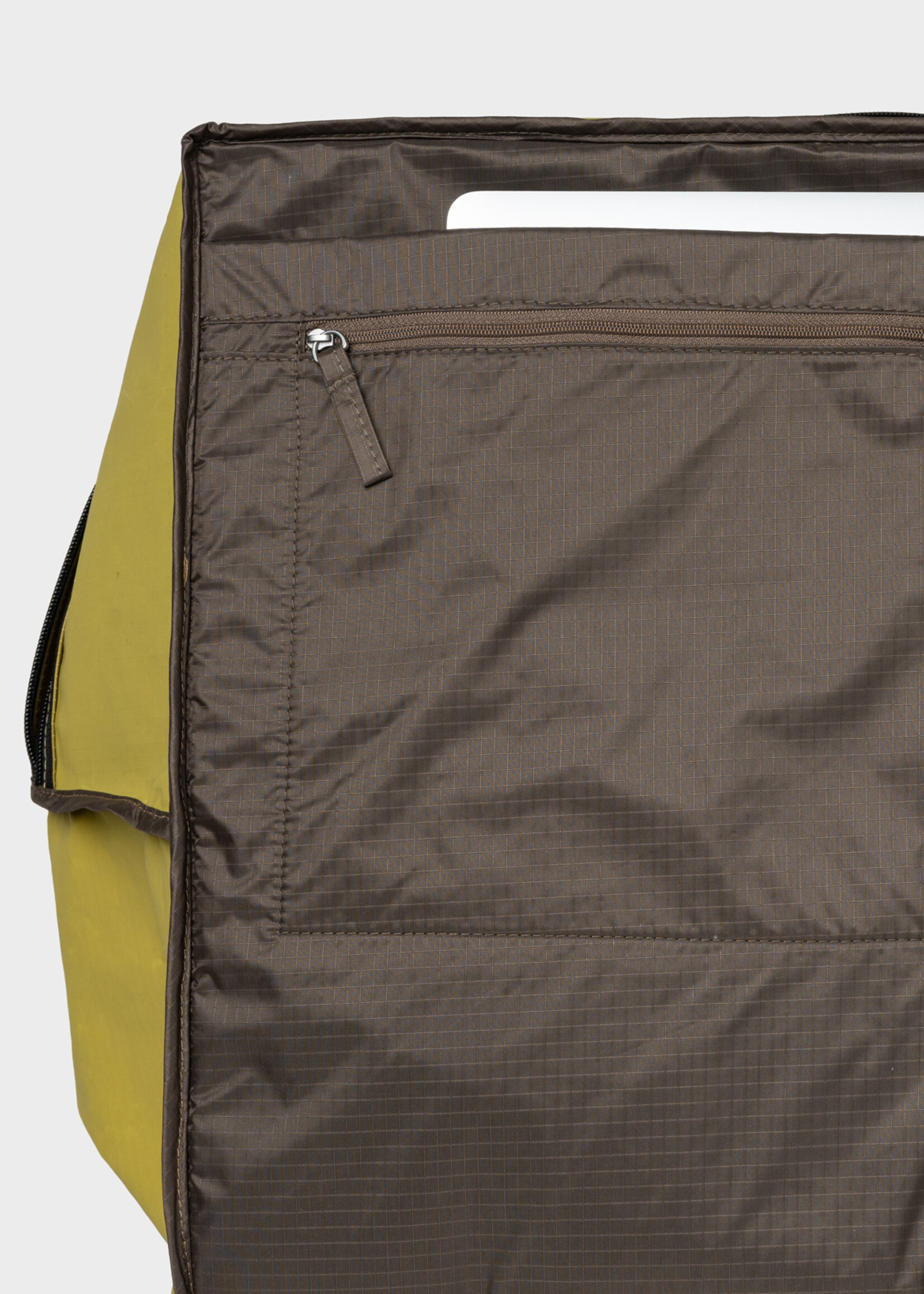 Susan Bijl Susan Bijl - Tote Bag (REVERB) Moss & Camel