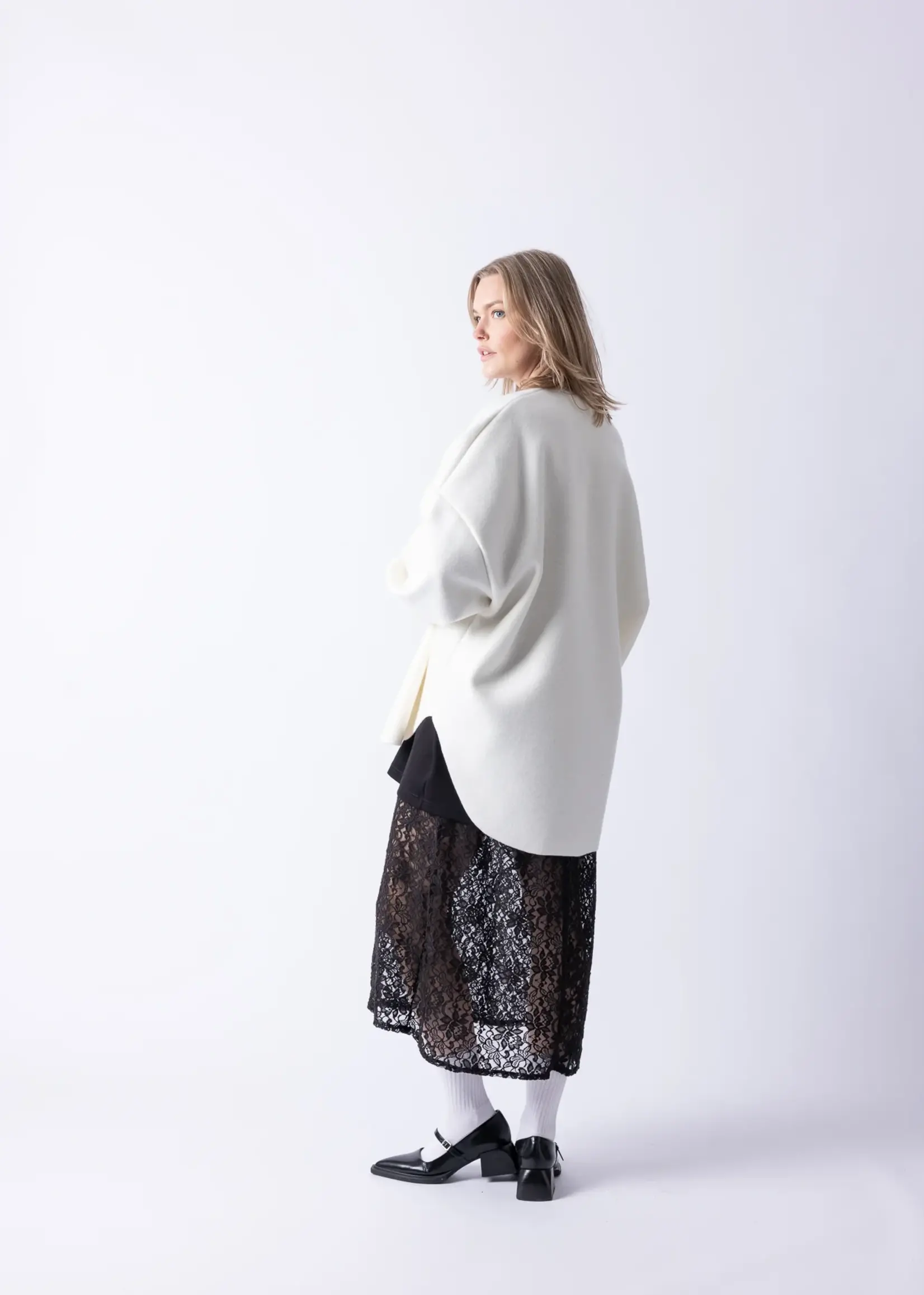 Cé Cé Official - Bomber Vest Long - White