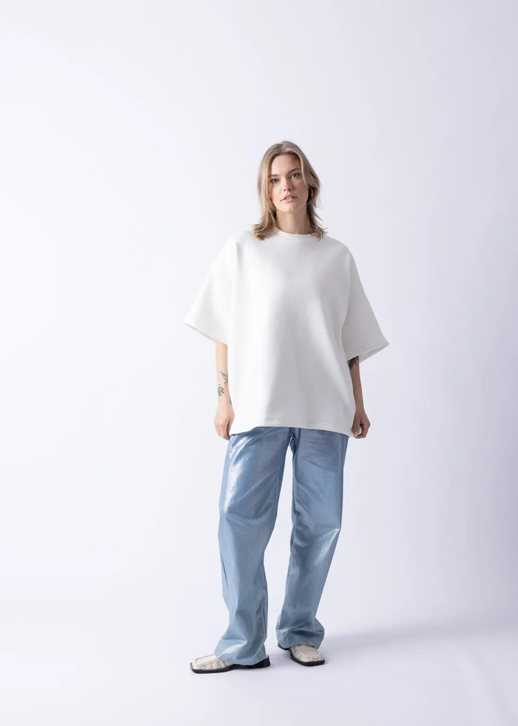 Cé Cé Official - Big T Sweat - White