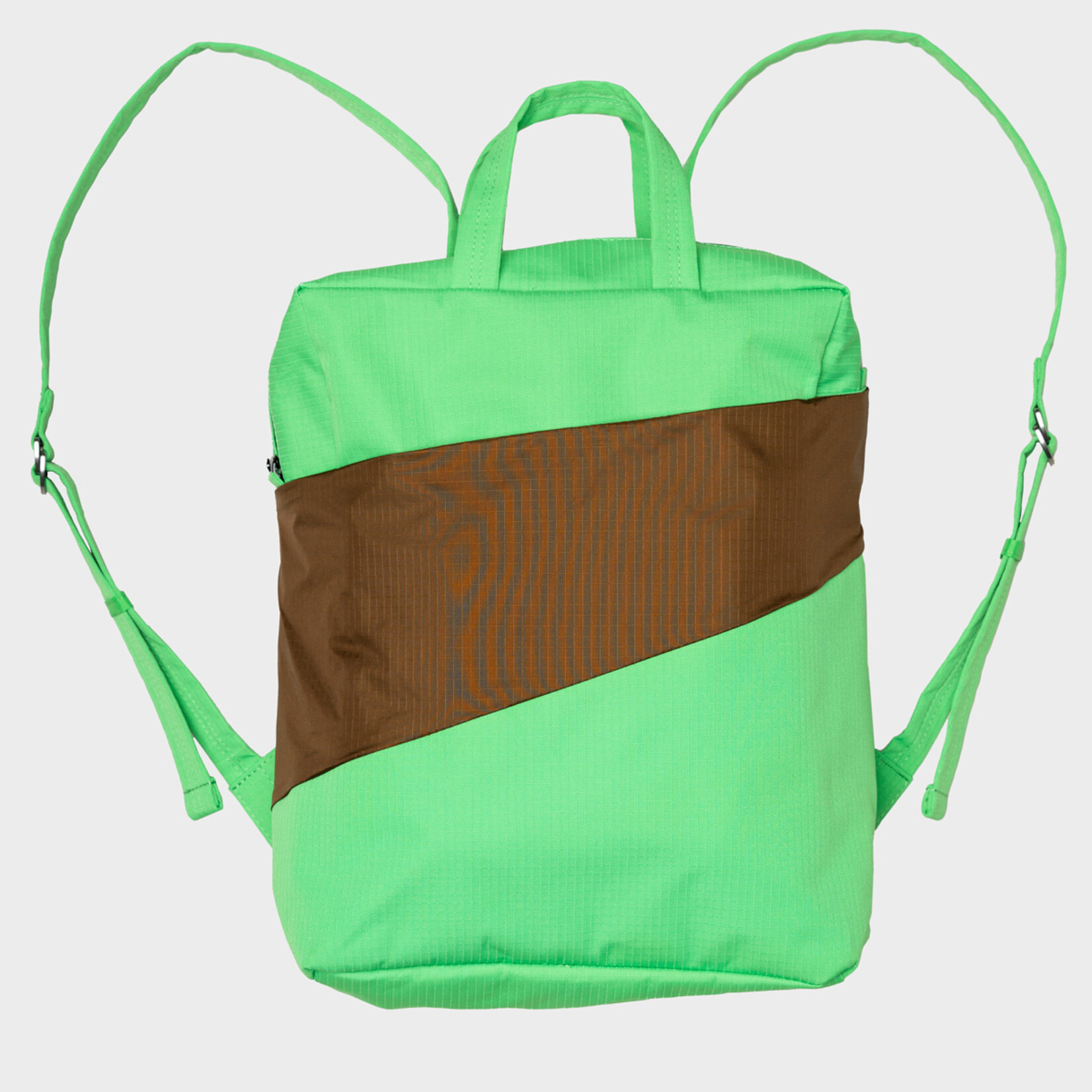 Susan Bijl Susan Bijl - The New Backpack (FLASH) - Greenscreen &  Hazel