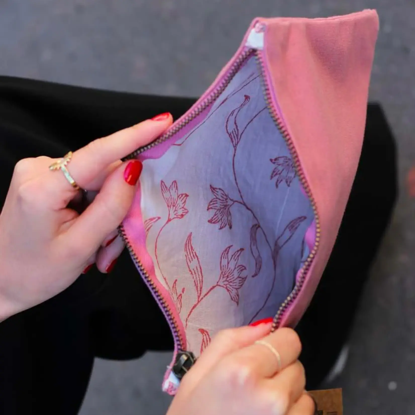 Hindbag Hindbag - Ema Pouch - Blush