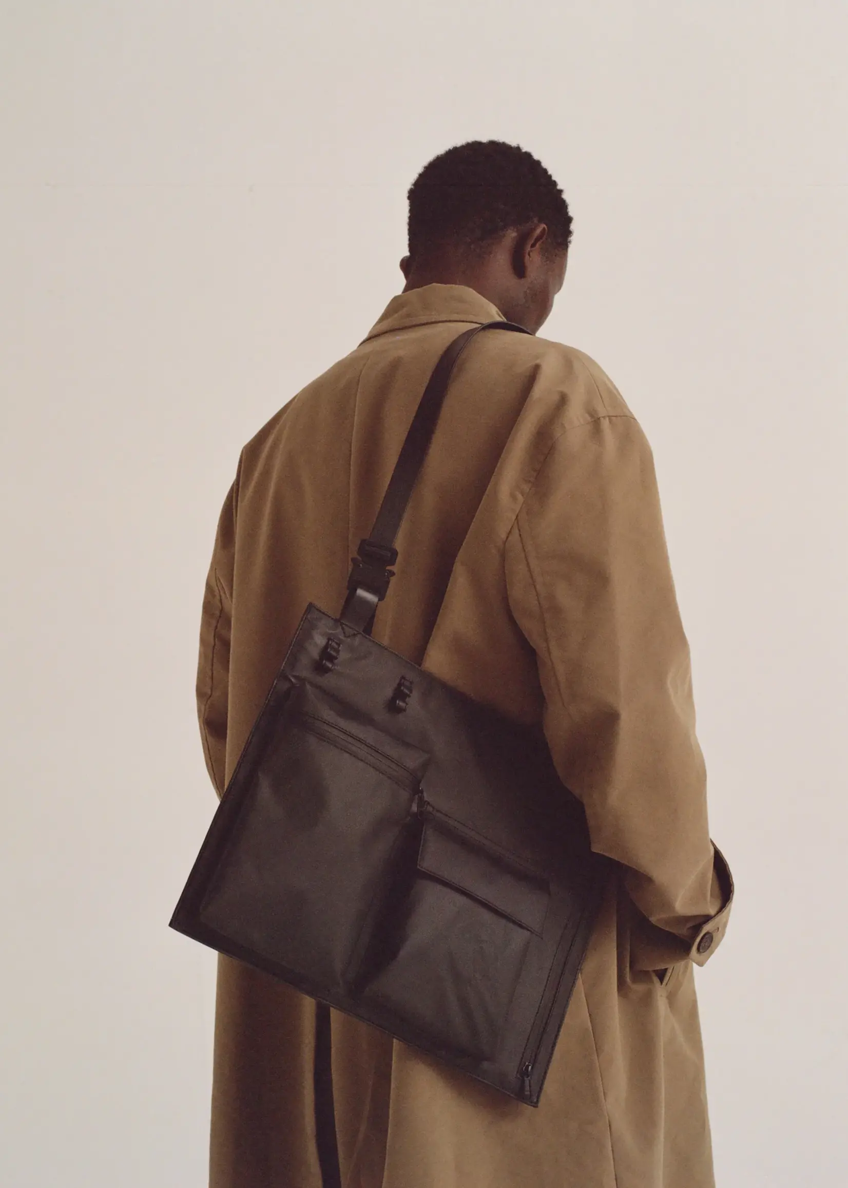 Ölend Ölend - SPU 1432 (13" + 14" laptop) - Zwart