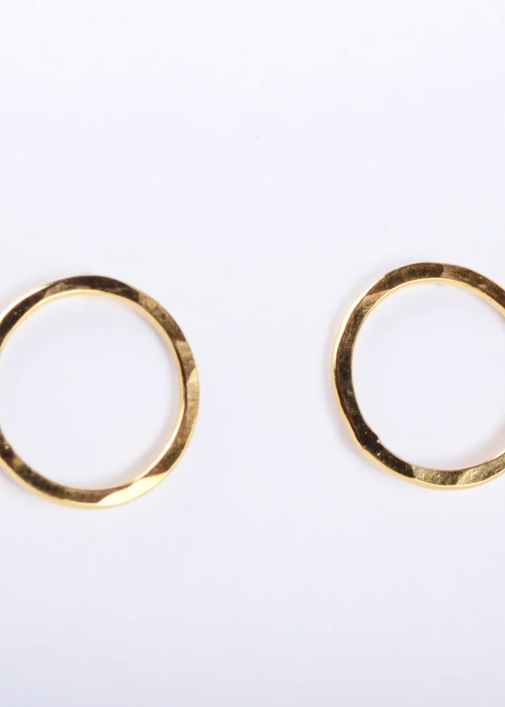 Charlotte Wooning Charlotte Wooning - Oorbel Hammered