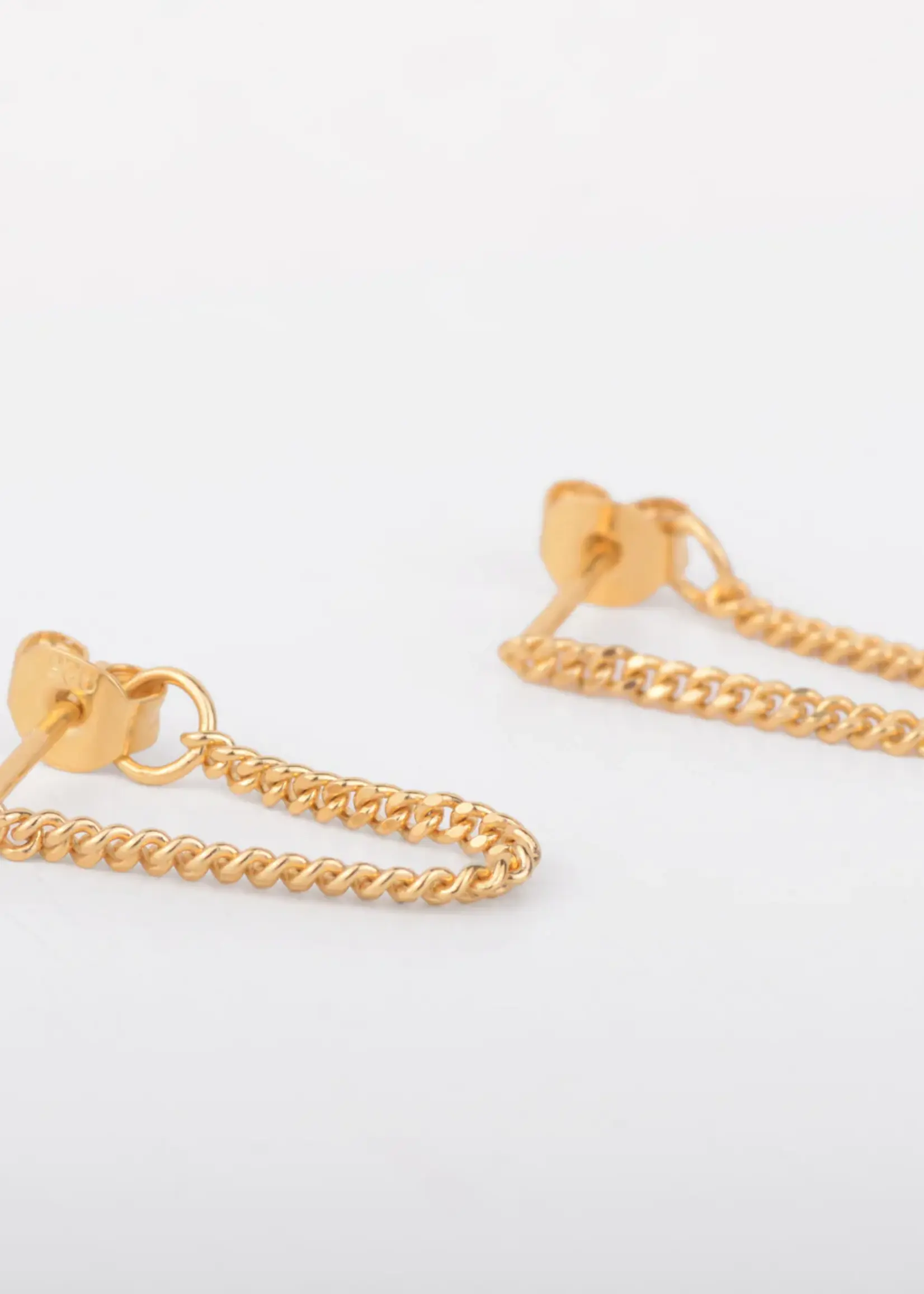 Charlotte Wooning Copy of Charlotte Wooning - Oorbel Breeze Verguld