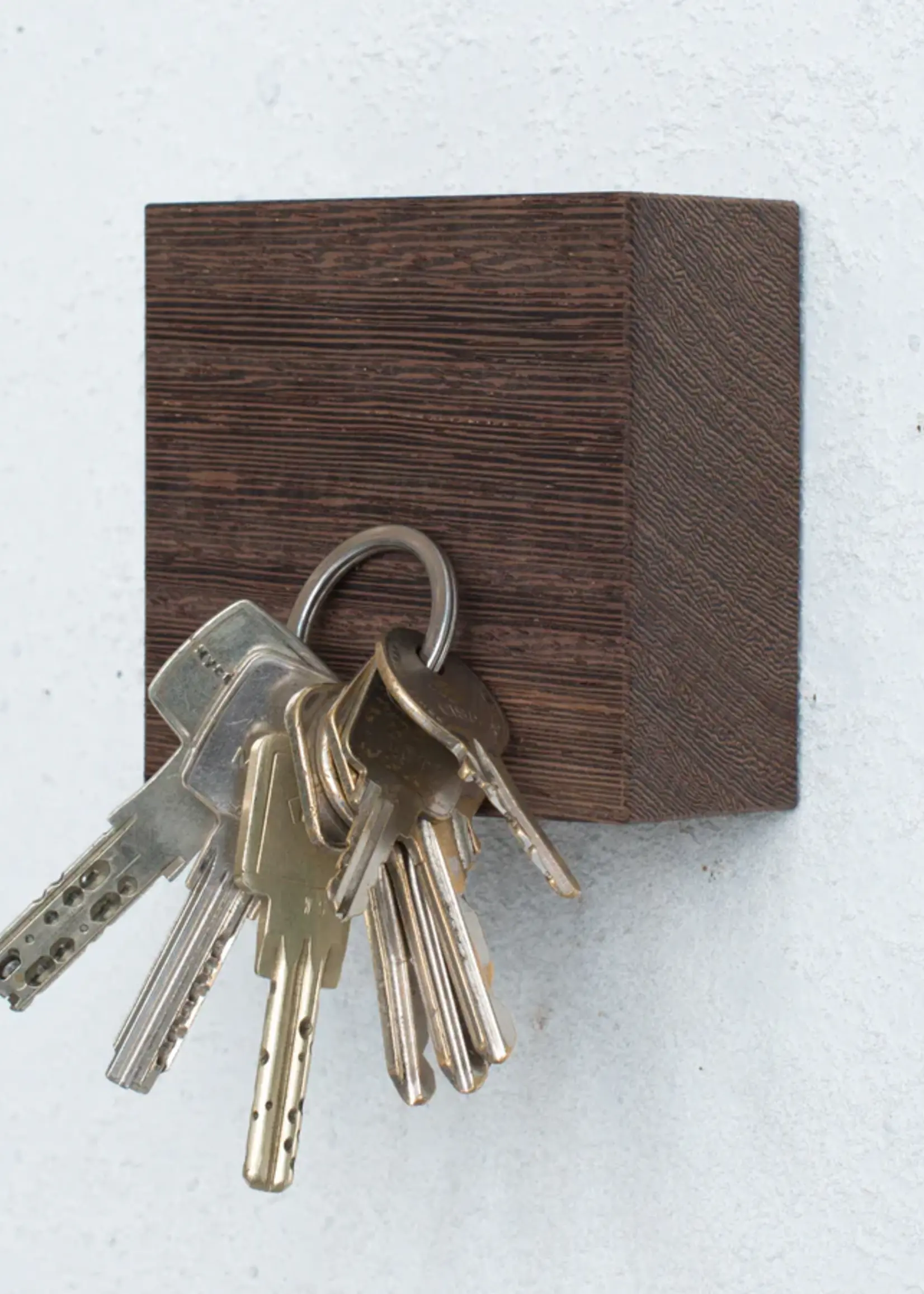 Kabinet van Look Kabinet van Look - Magneetblokje Traktor - Wengé