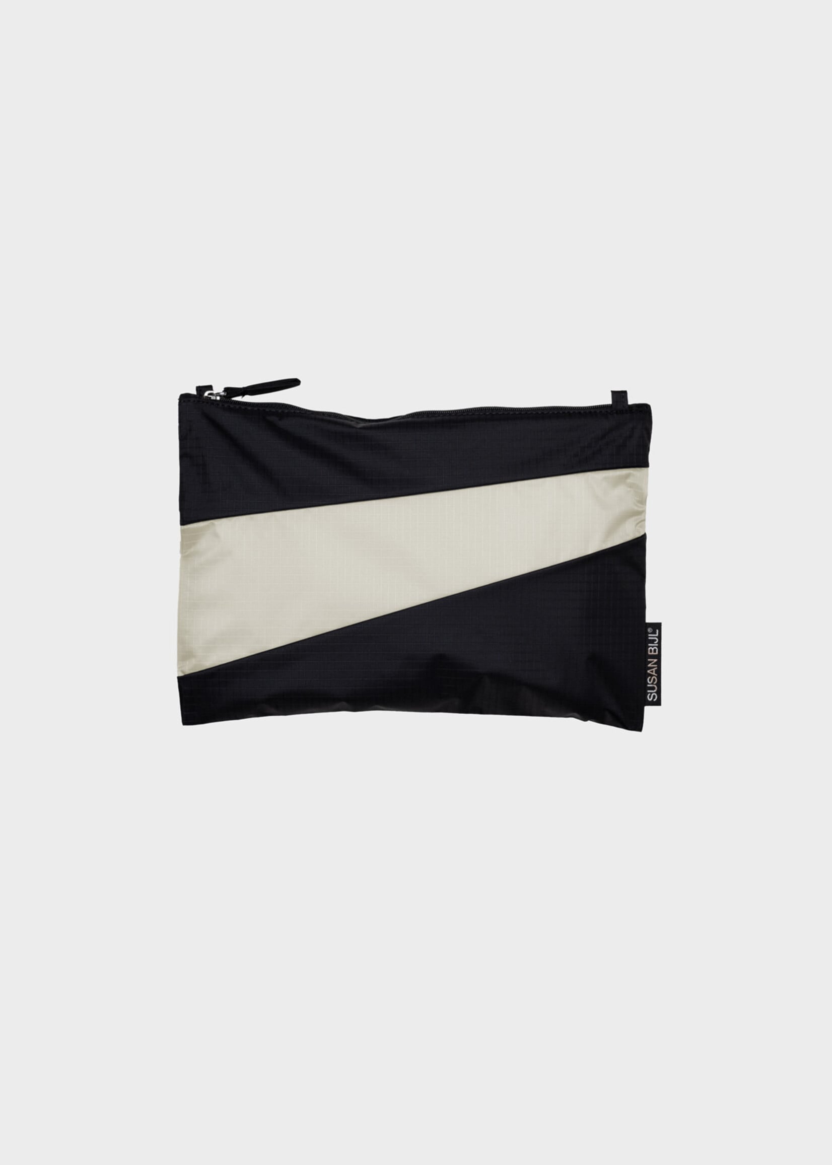 Susan Bijl Susan Bijl - Pouch (FOREVER) Black & Cloud