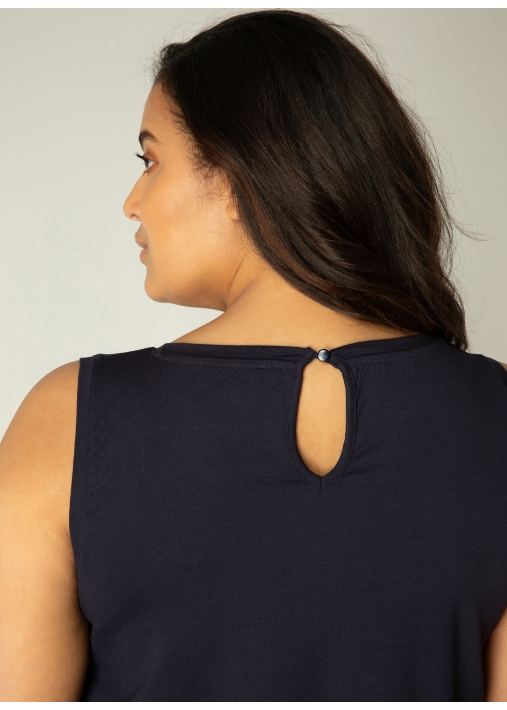 Base Level Curvy Base Level Curvy Yasmina 7000032