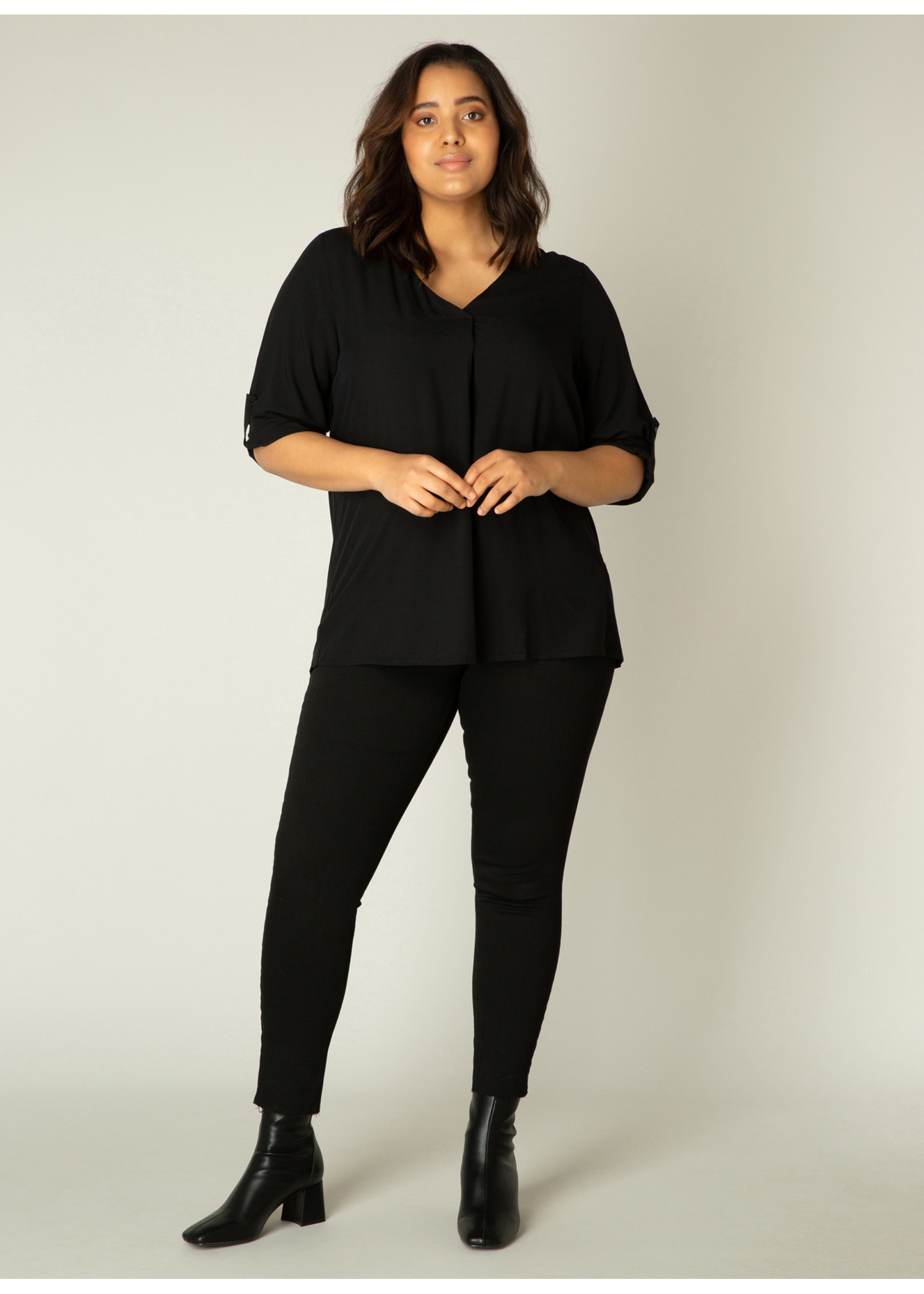 Base Level Curvy Base Level Curvy Yanina 7000090
