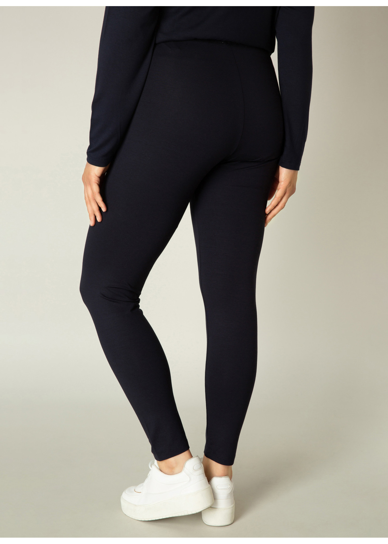 Base Level Curvy Base Level Curvy Andrea 7000026