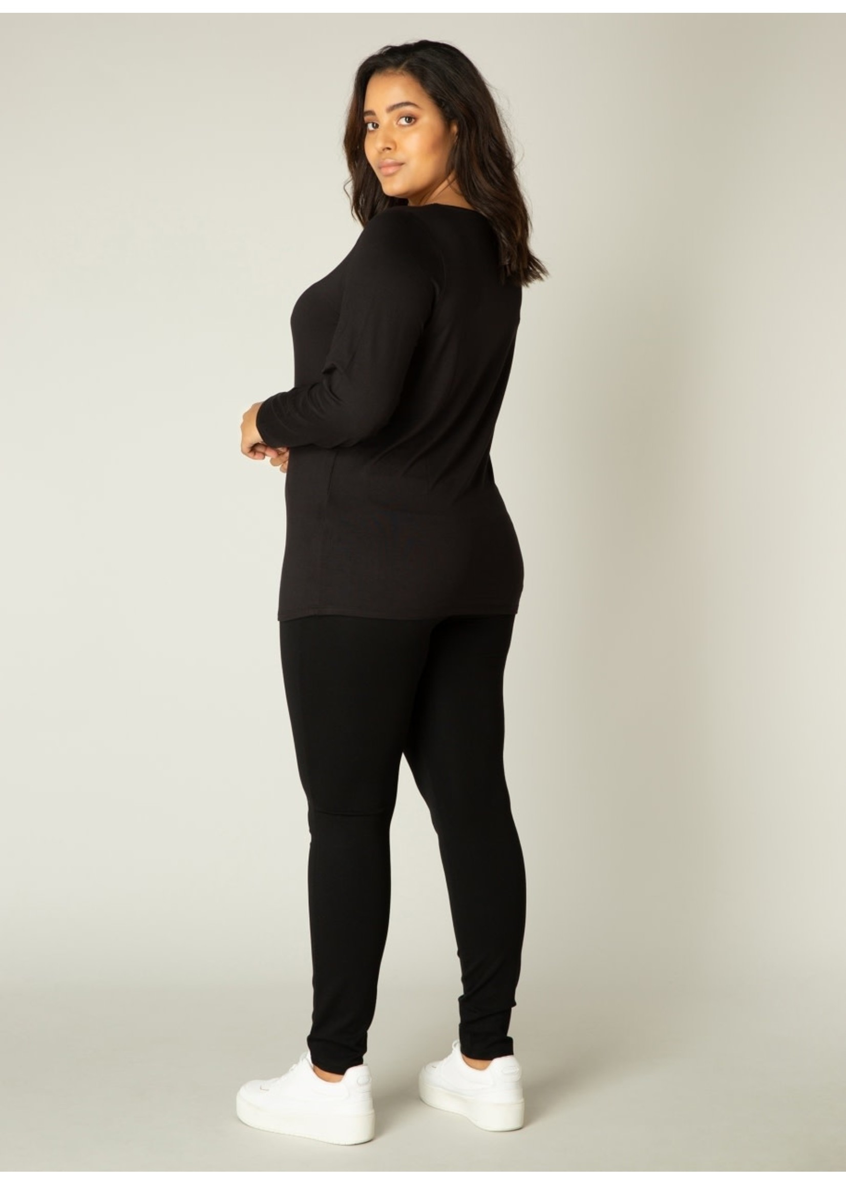 Base Level Curvy Base Level Curvy Aso 7000046