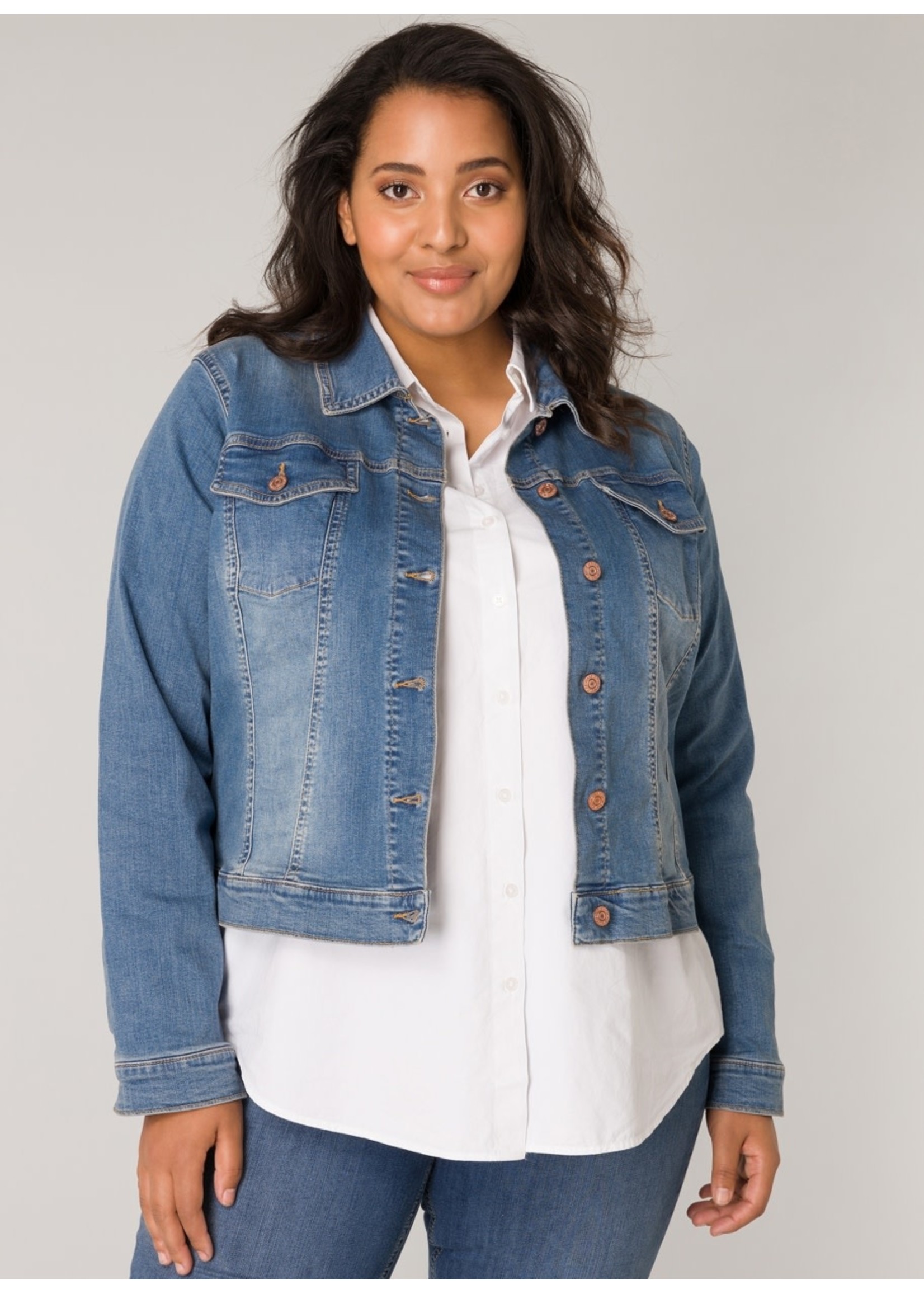 Base Level Curvy Base Level Curvy Yamila 7000067