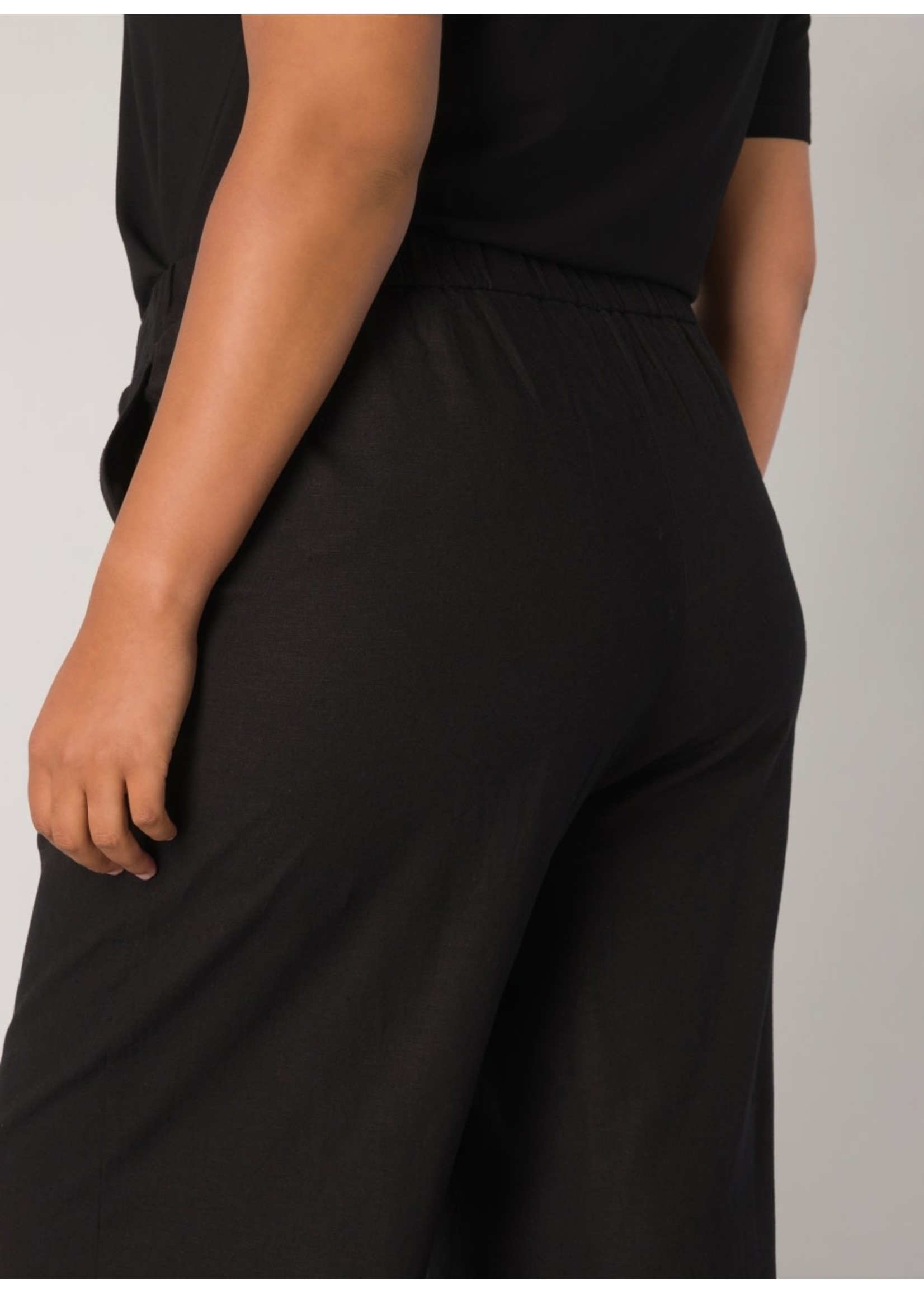 Base Level Curvy Base Level Curvy Yula 7000085