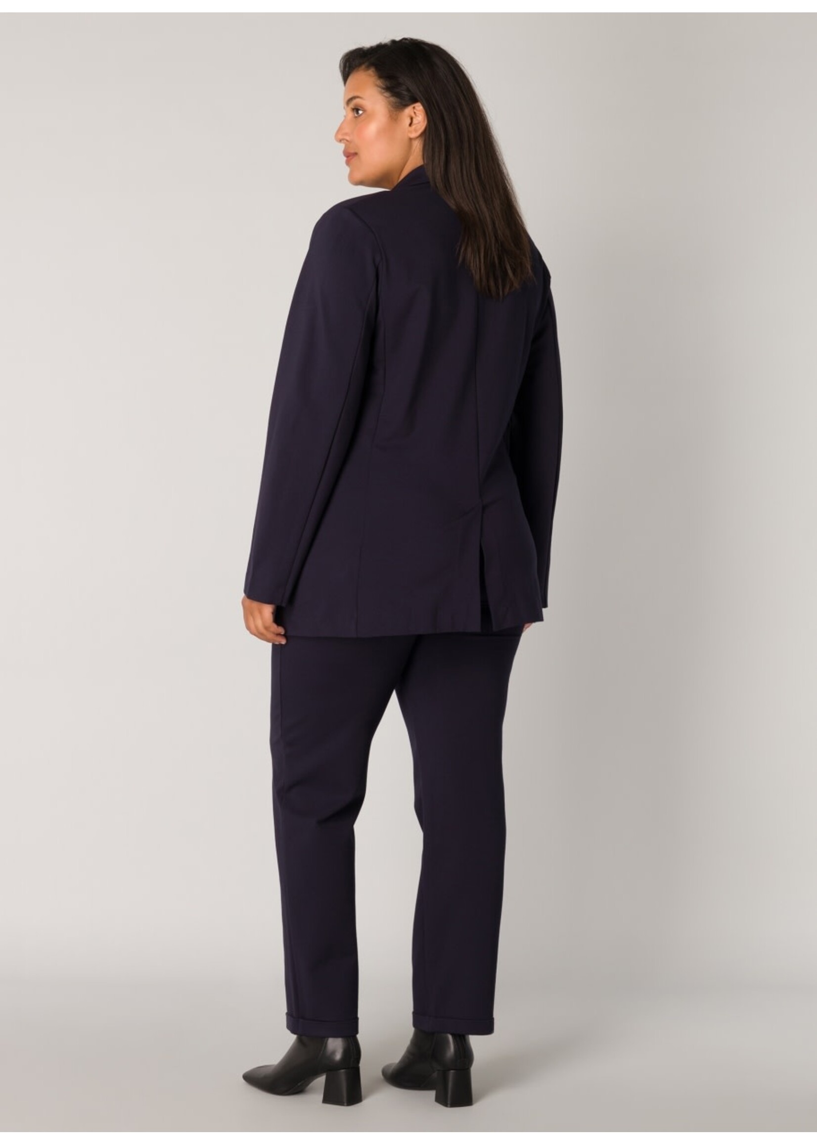 Base Level Curvy Base Level Curvy Yacey 7000080