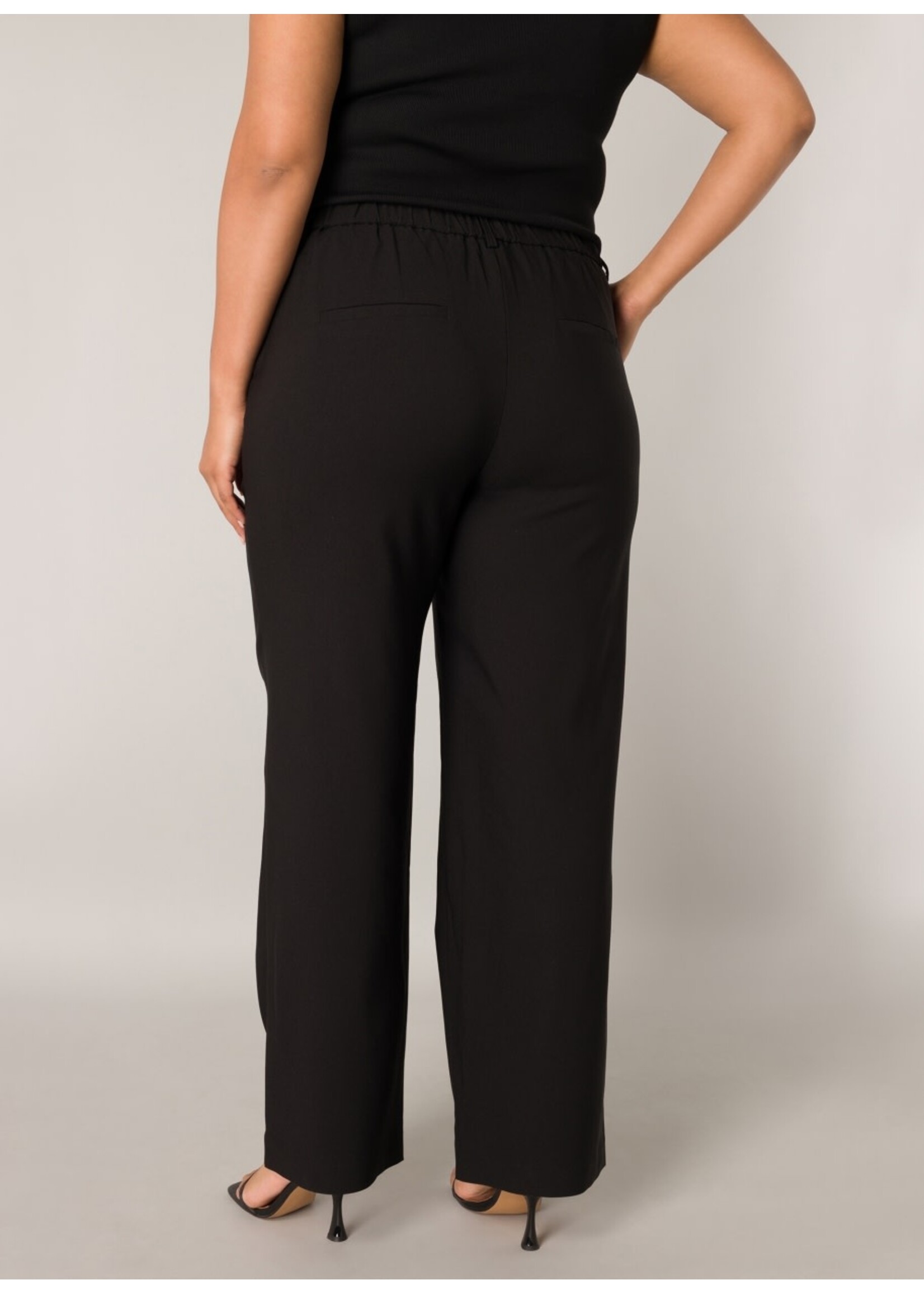 Base Level Curvy Base Level Curvy 7000088 Yorinthe