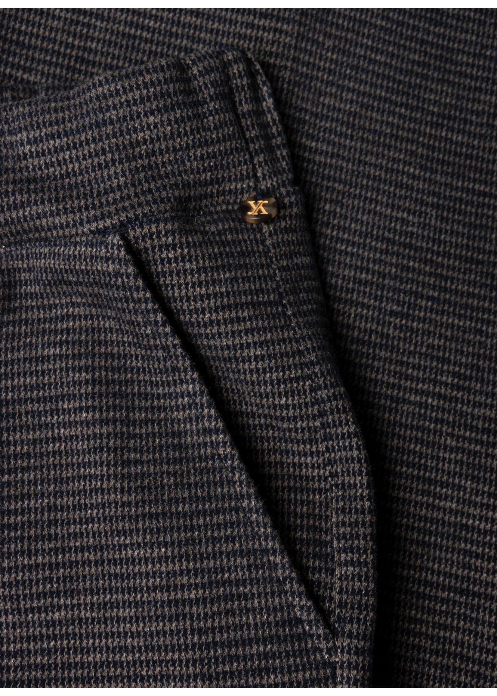 Yest Curve Yesta A005699 25.2.1