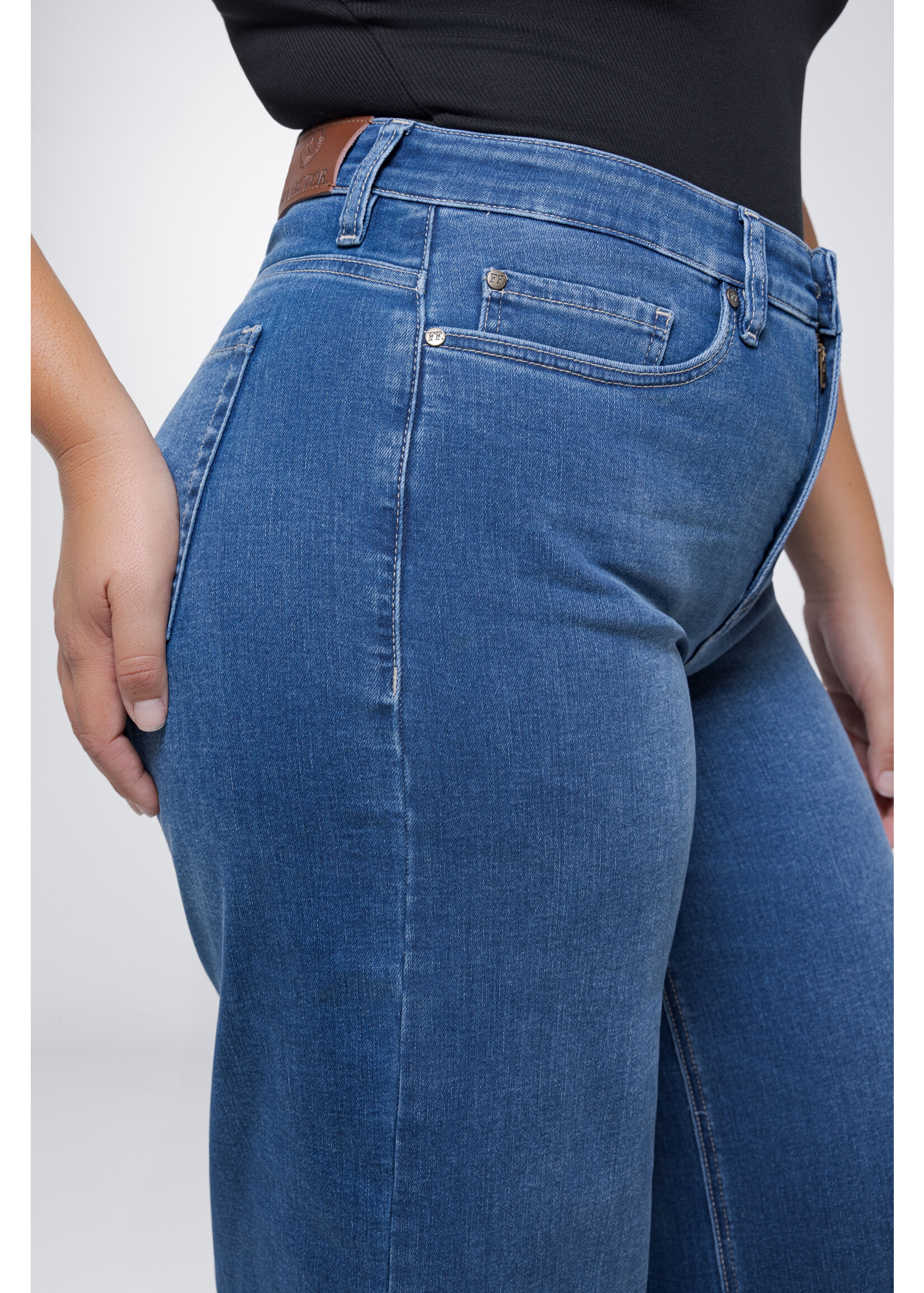 Fox Factor Fox Factor Denver L32 25.2