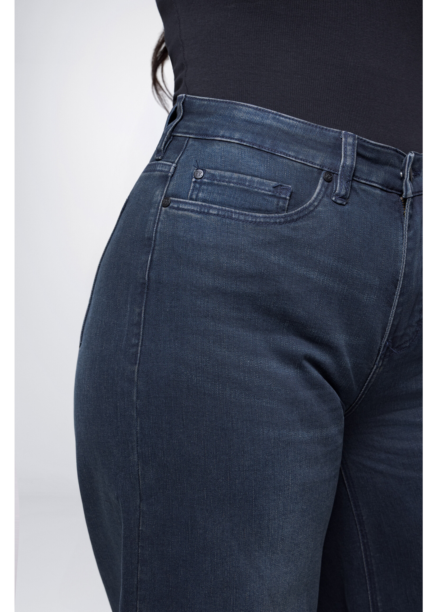 Fox Factor Fox Factor Denver L32 25.2