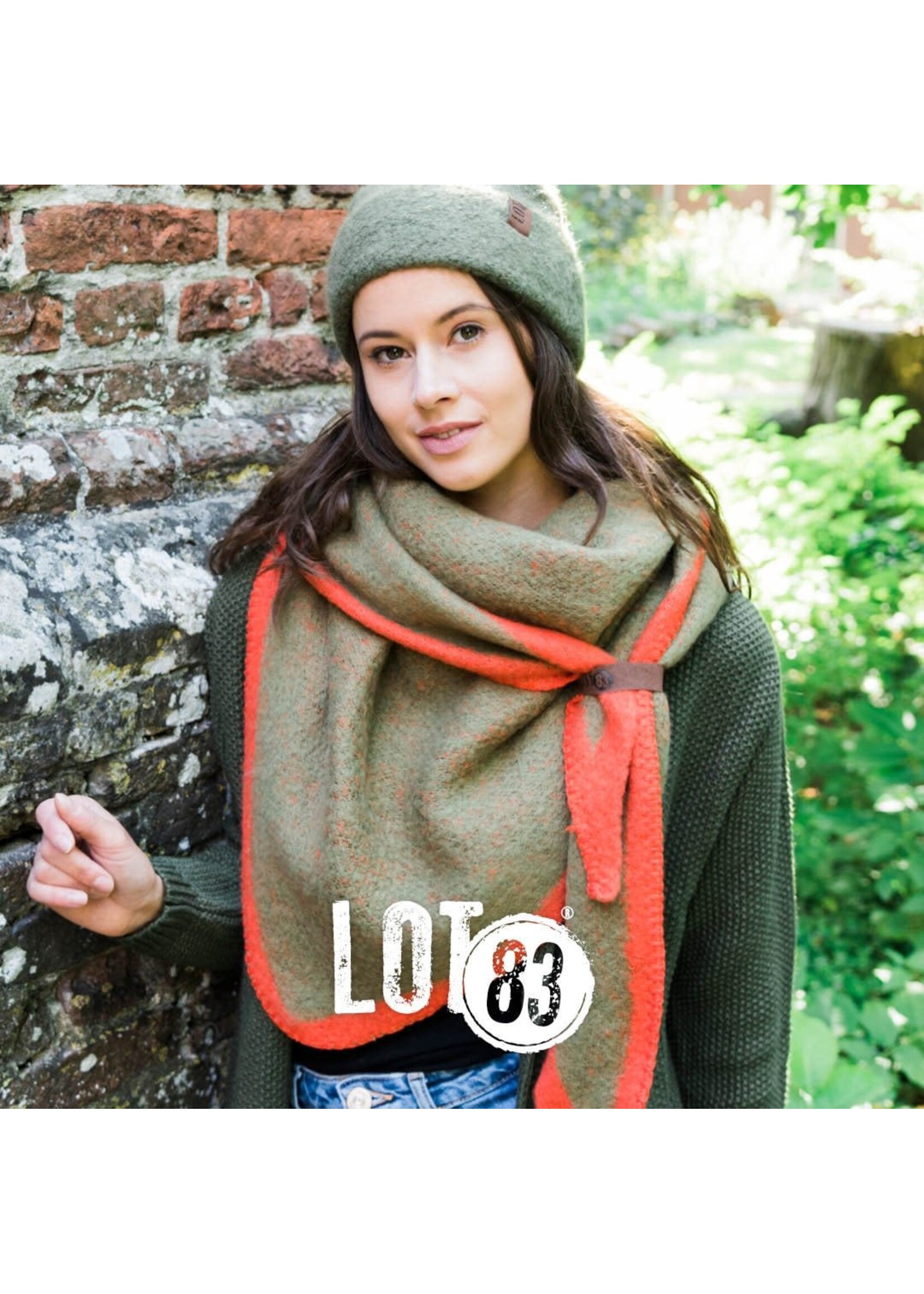 lot83 Lot83 shawl Nina rand