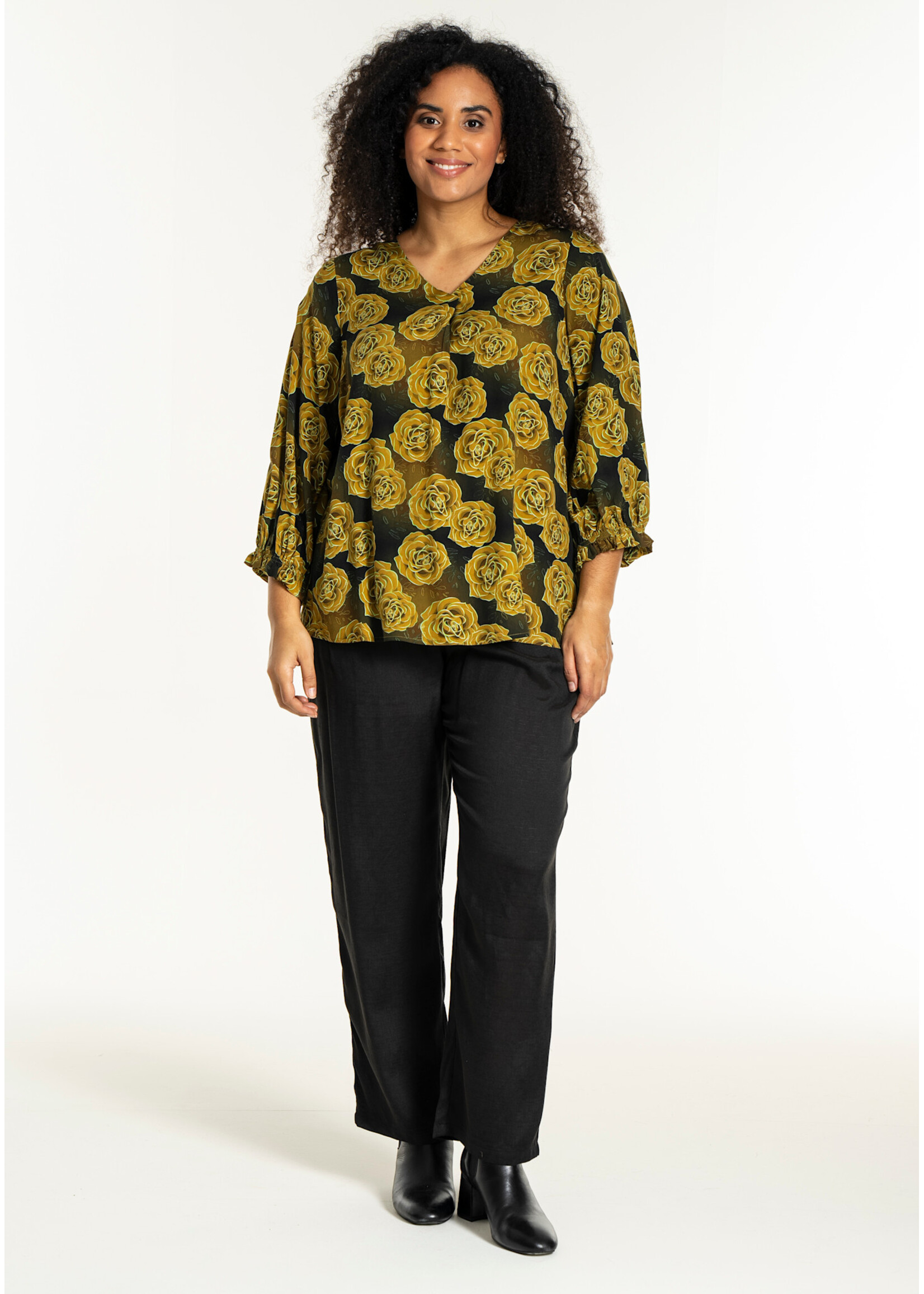 Studio Studio S255808 25.2.2