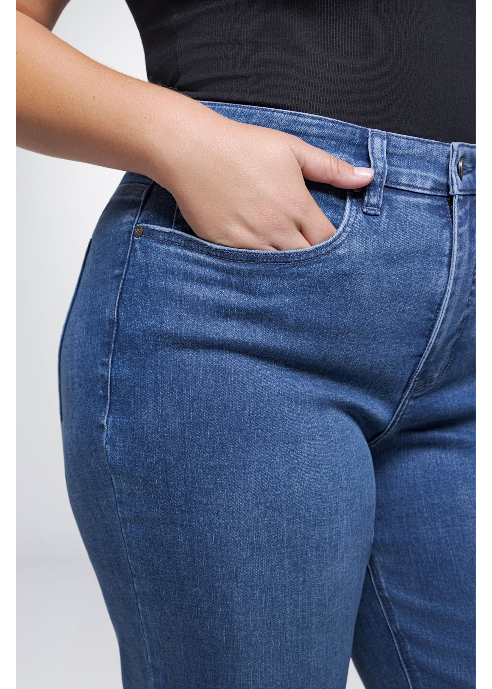 Fox Factor Fox Factor Gigi L32 26.1