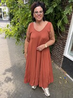 Nanra Jurk v hals 26.1