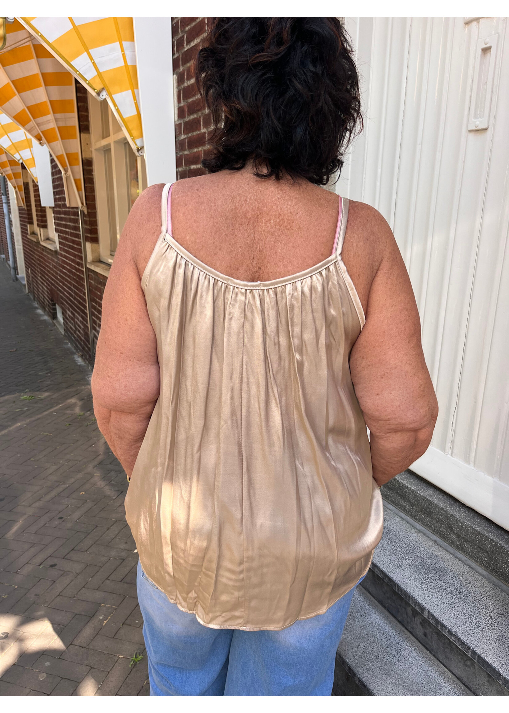 Dyzza Top schelpjes 26.1