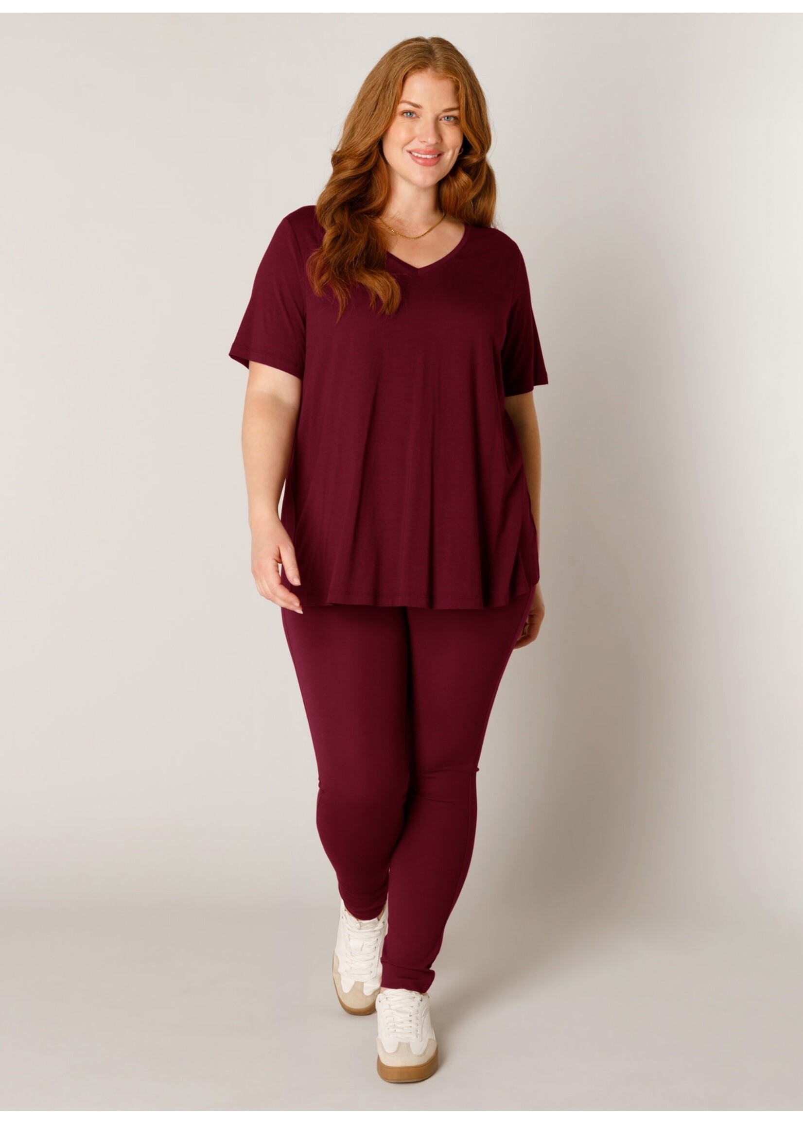 Base Level Curvy Base Level Curvy Alba 7000018 26.2.1
