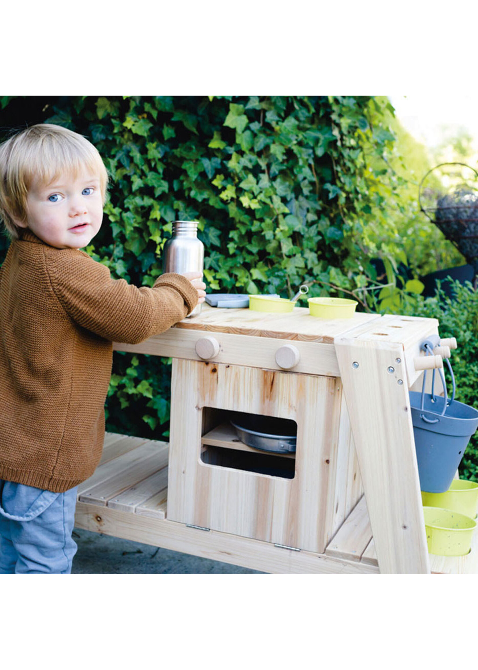 Small foot  Modder buitenspeelkeuken met accessoires