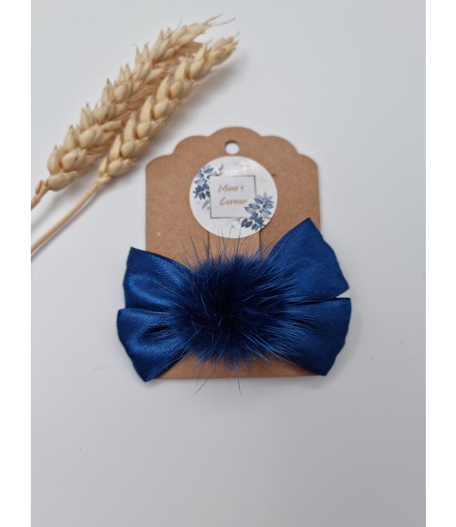 Satijn blauw strikje met pompon 7cm