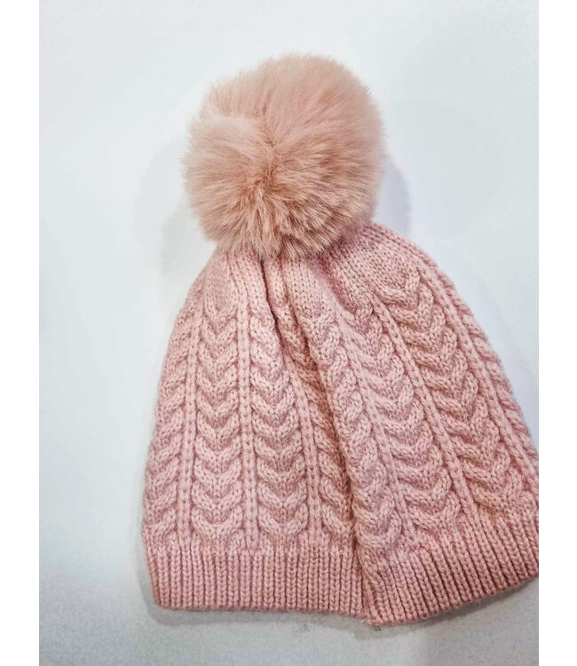 Roze muts met pompon 1-4 jaar