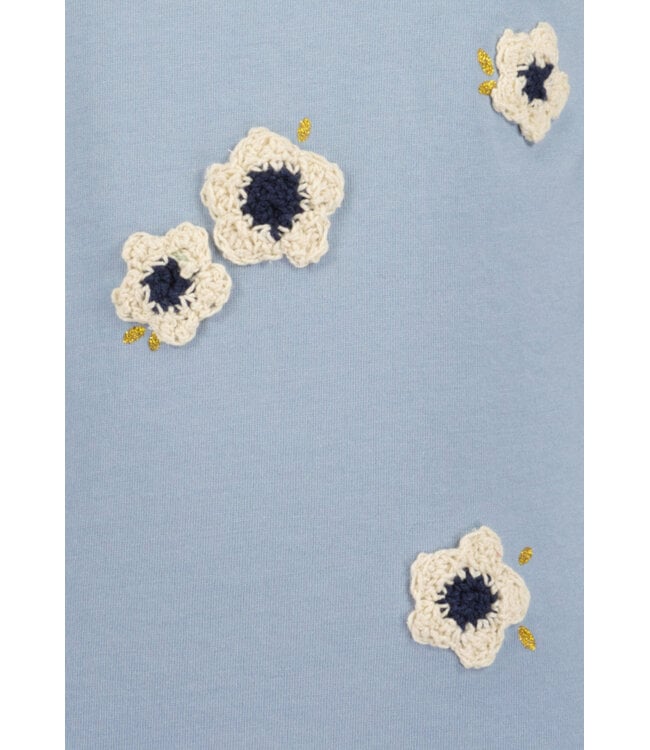 Blue Seven Longsleeve lichtblauw madeliefjes broderie