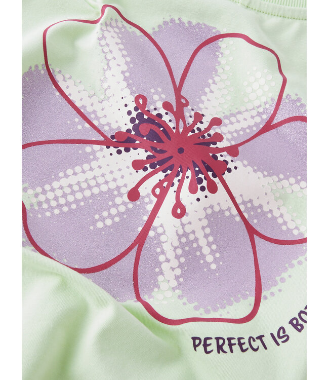name it T-Shirt groen Perfect is boring flower