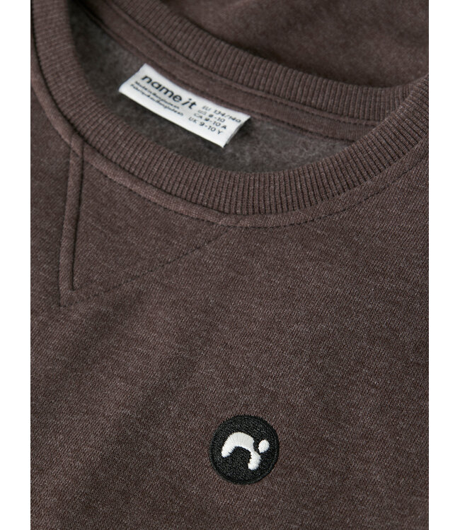 name it Vimo sweater bruin