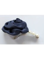 Villa Rose Roos donker blauw op parelknip