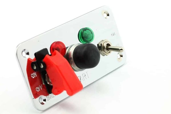 Ripca Ripca Schakelpaneel met 1x E95/ 1x E895/ 1x E101NG/ 1x E101NR/ 1x E599 Ripca Ripca Schakelpaneel met 1x E95/ 1x E895/ 1x E101NG/ 1x E101NR/ 1x E599