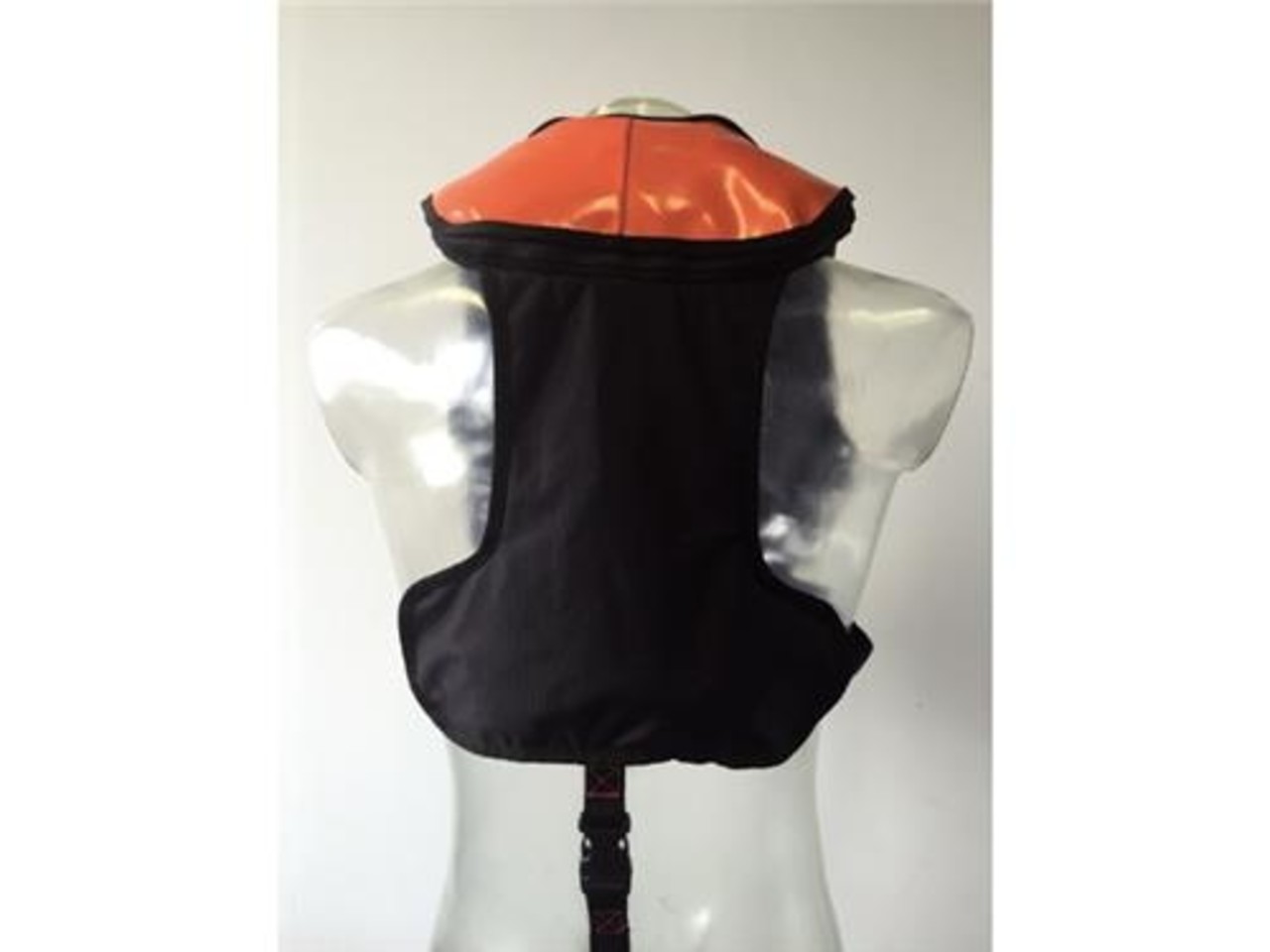 Besto Besto Fishermen 300N Solas automatisch opblaasbaar reddingsvest