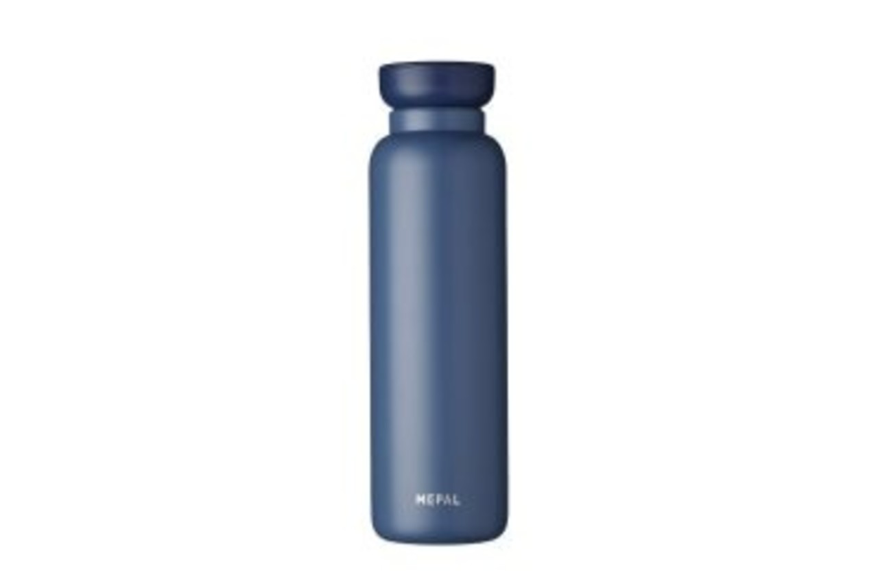 Mepal Mepal Isoleerfles Ellipse 900ml - Nordic Denim Mepal Mepal Isoleerfles Ellipse 900ml - Nordic Denim
