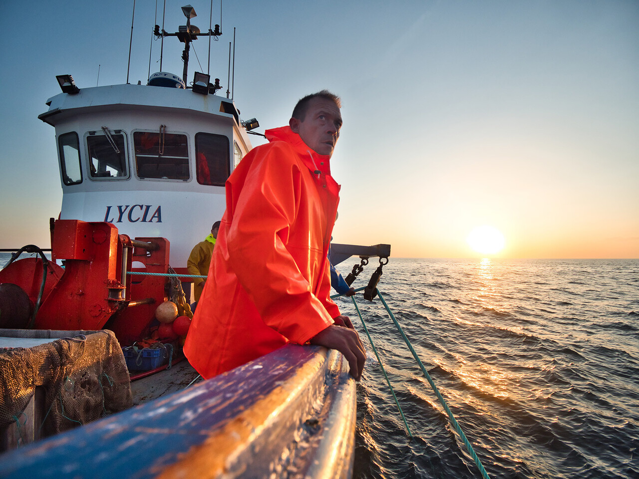 Guy cotten Guy Cotten - Oliejas Lichte Uitvoering - Gamvik - Vistex - Fluor Oranje Guy cotten Guy Cotten - Oliejas Lichte Uitvoering - Gamvik - Vistex - Fluor Oranje