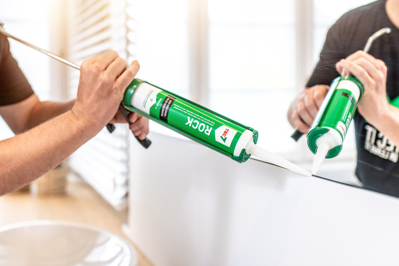 Tec7 Tec7 - Rock - Transparant - Koker 310ML Tec7 Tec7 - Rock - Transparant - Koker 310ML